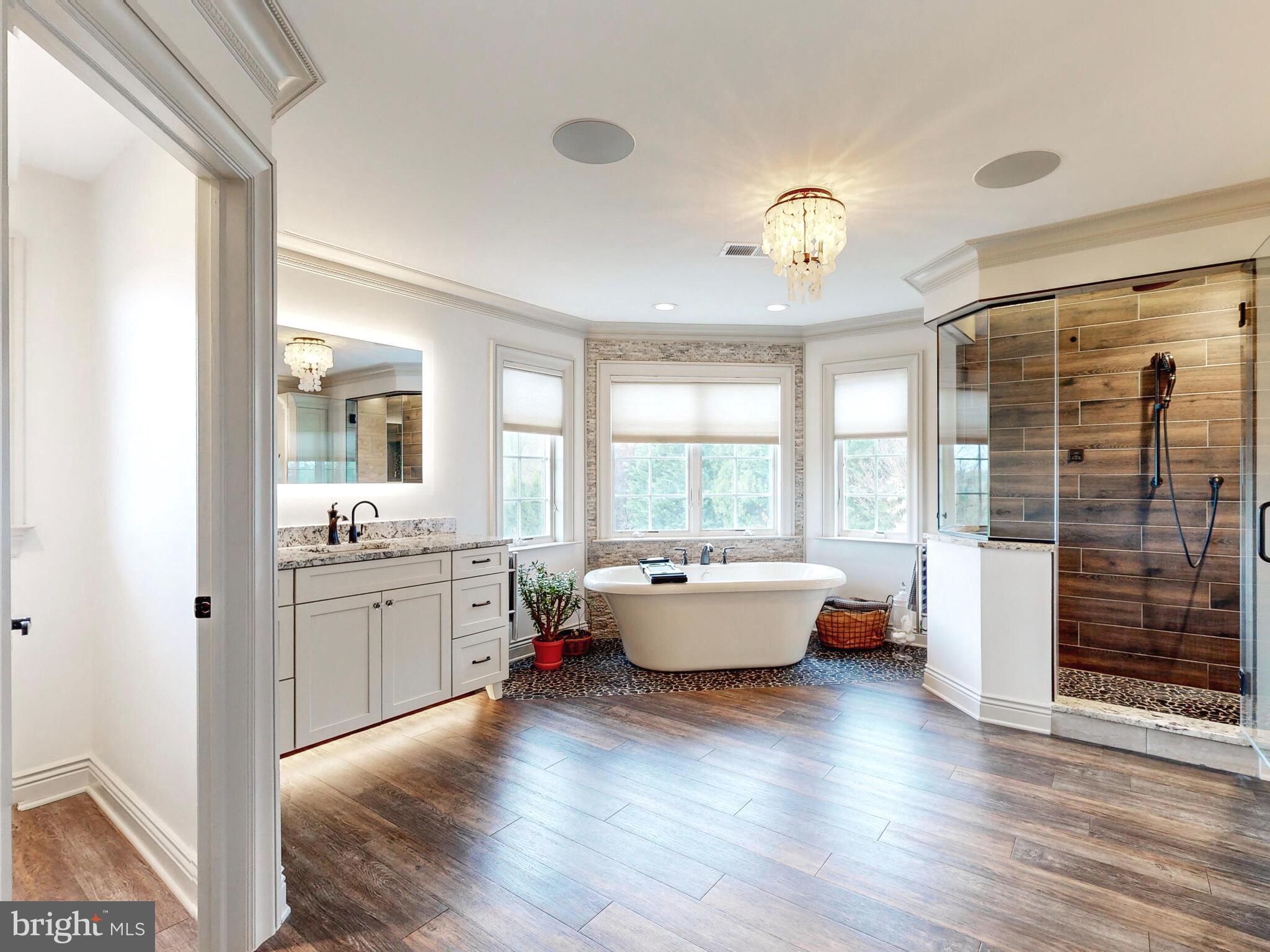 CLOVERLAND FARMS - Residential