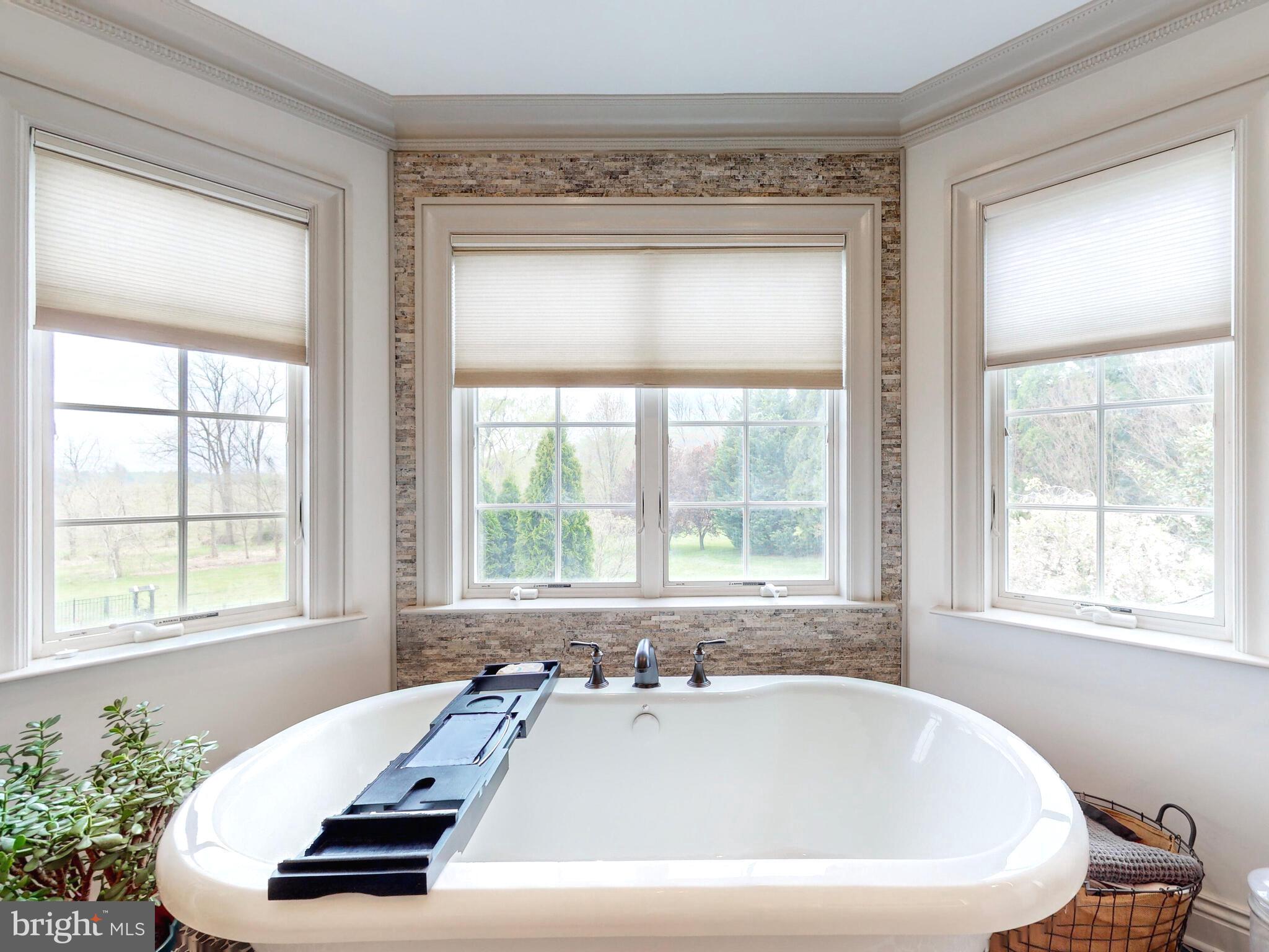 CLOVERLAND FARMS - Residential