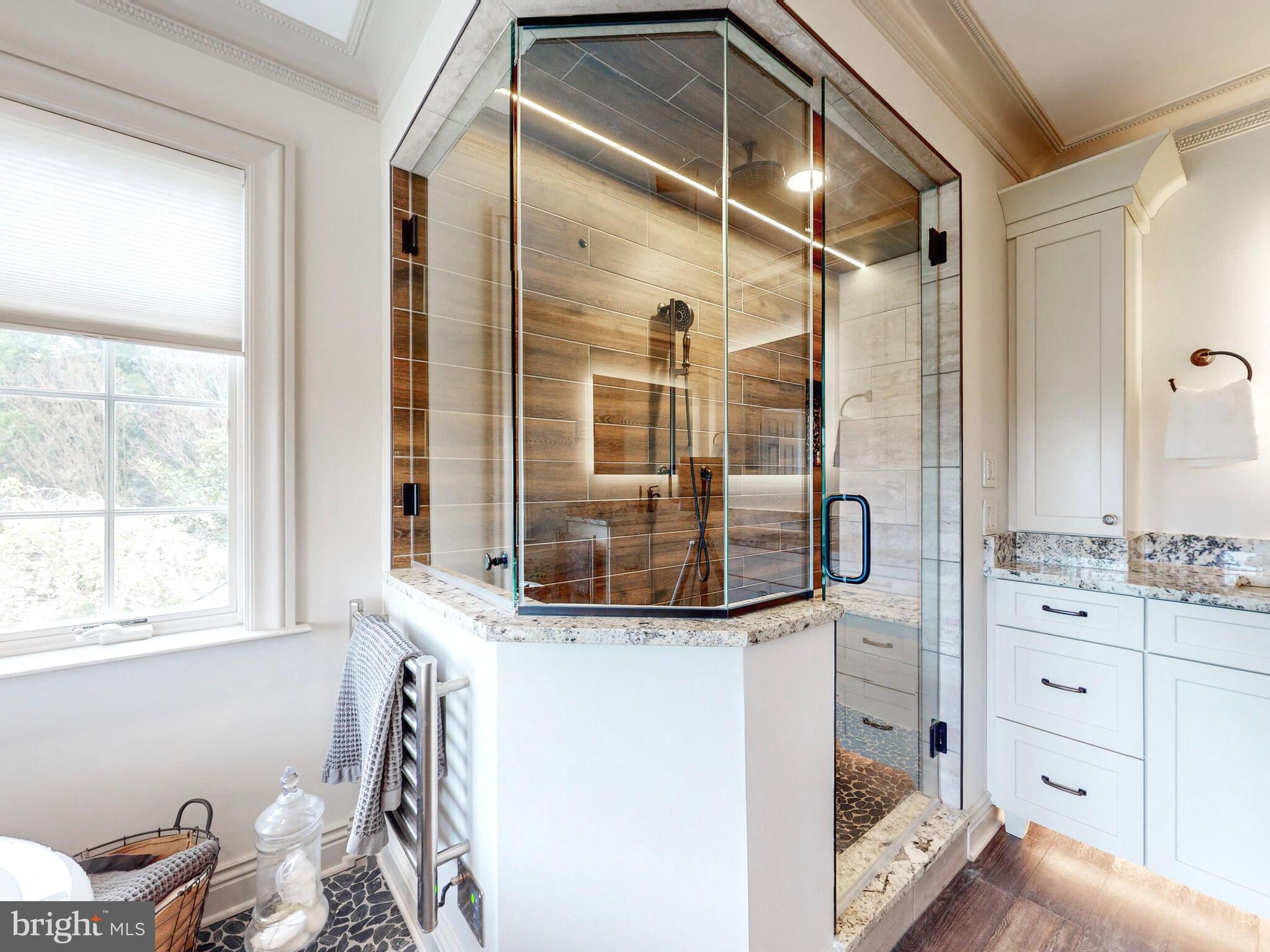 CLOVERLAND FARMS - Residential