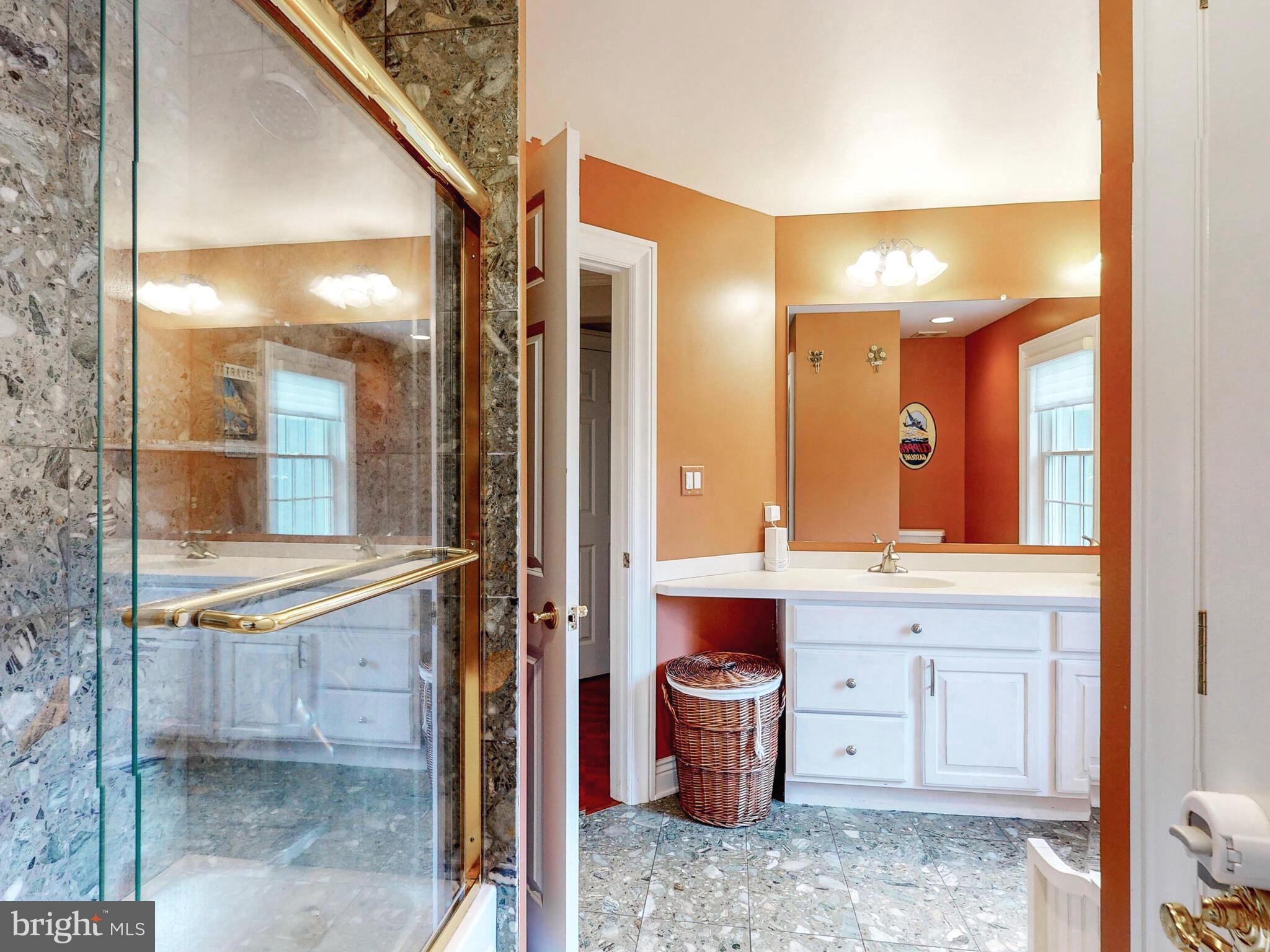 CLOVERLAND FARMS - Residential