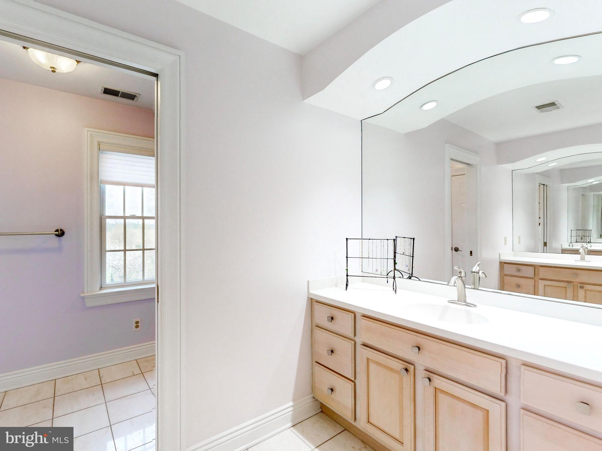 CLOVERLAND FARMS - Residential