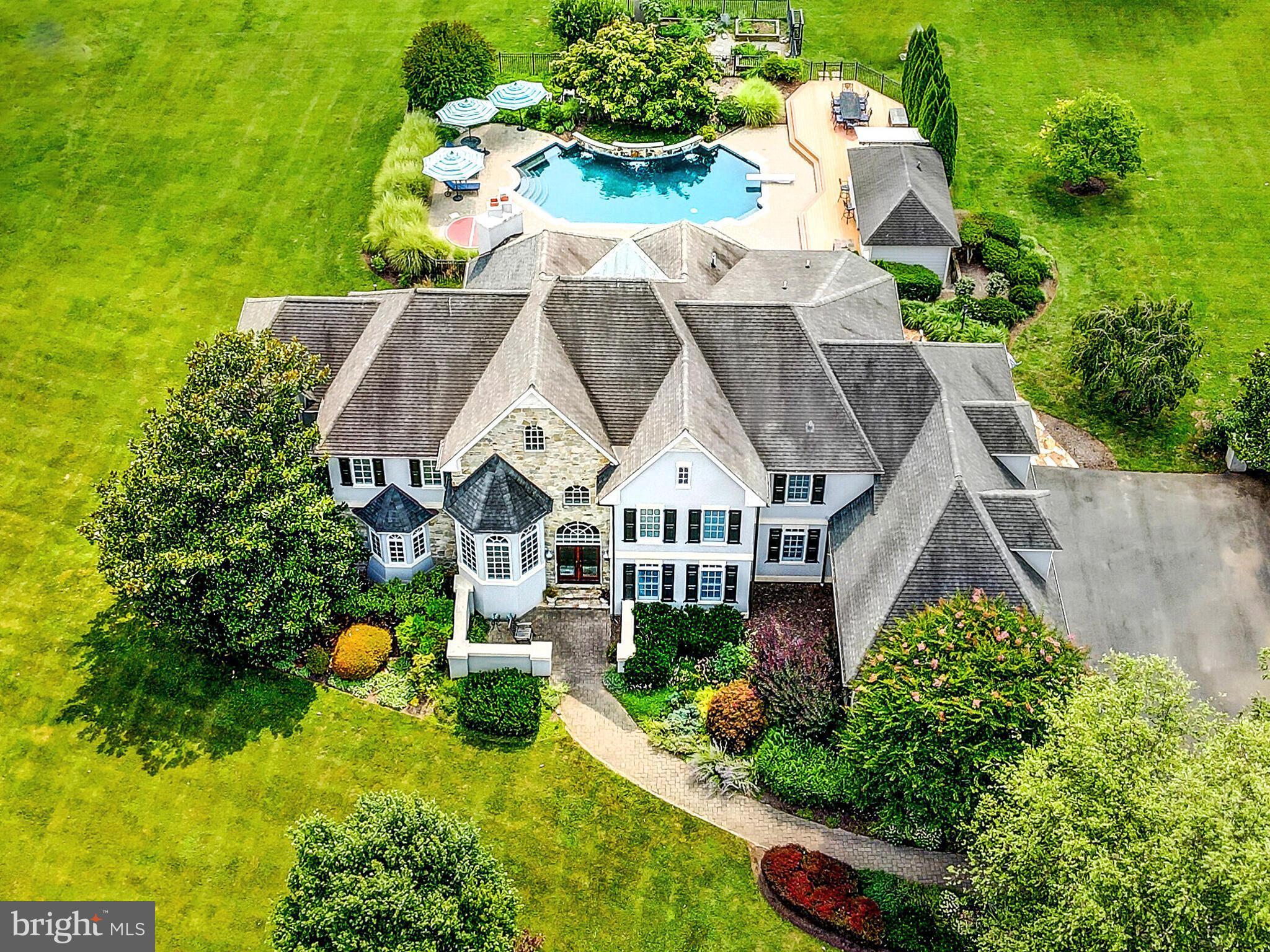 CLOVERLAND FARMS - Residential