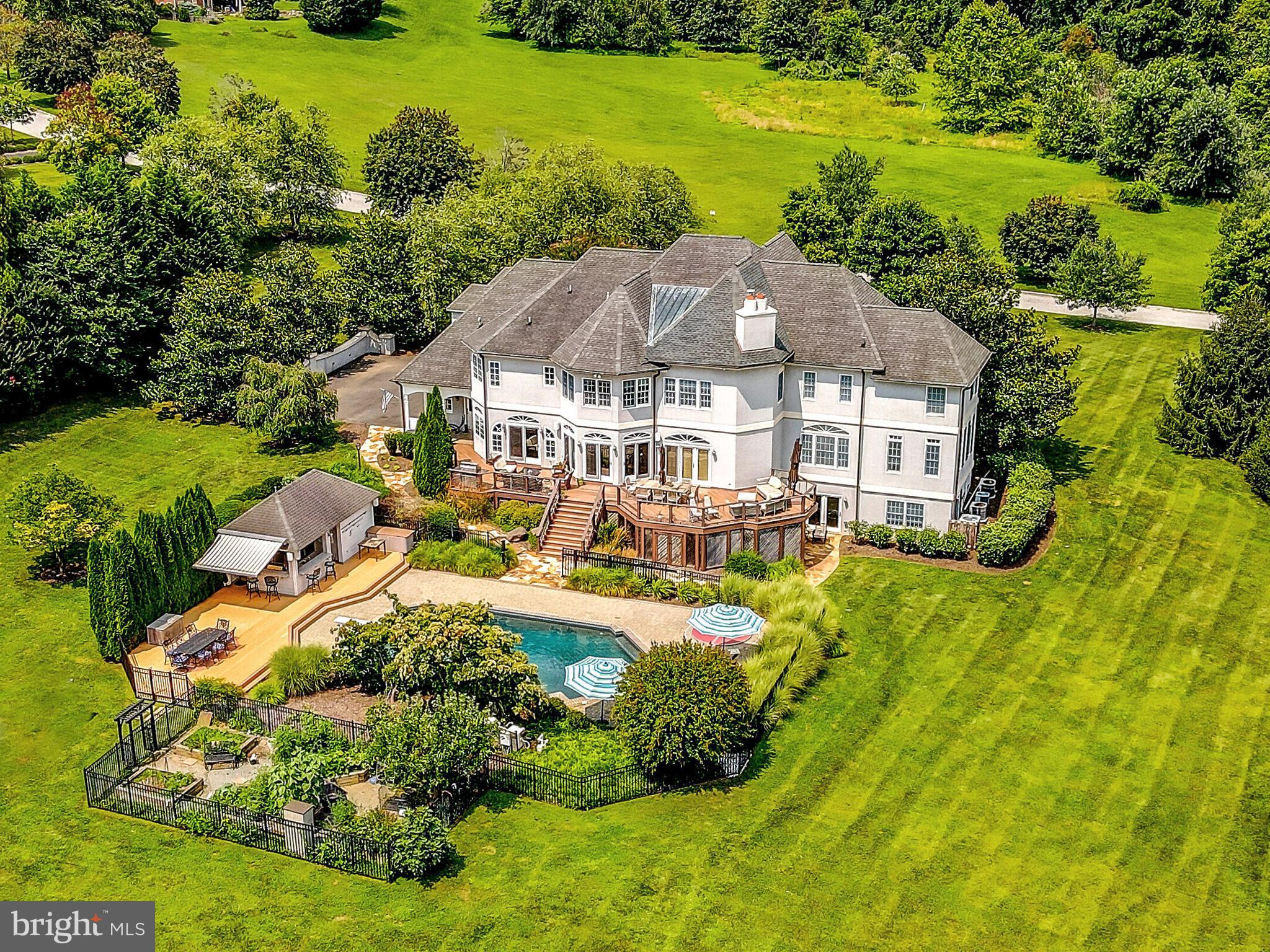 CLOVERLAND FARMS - Residential