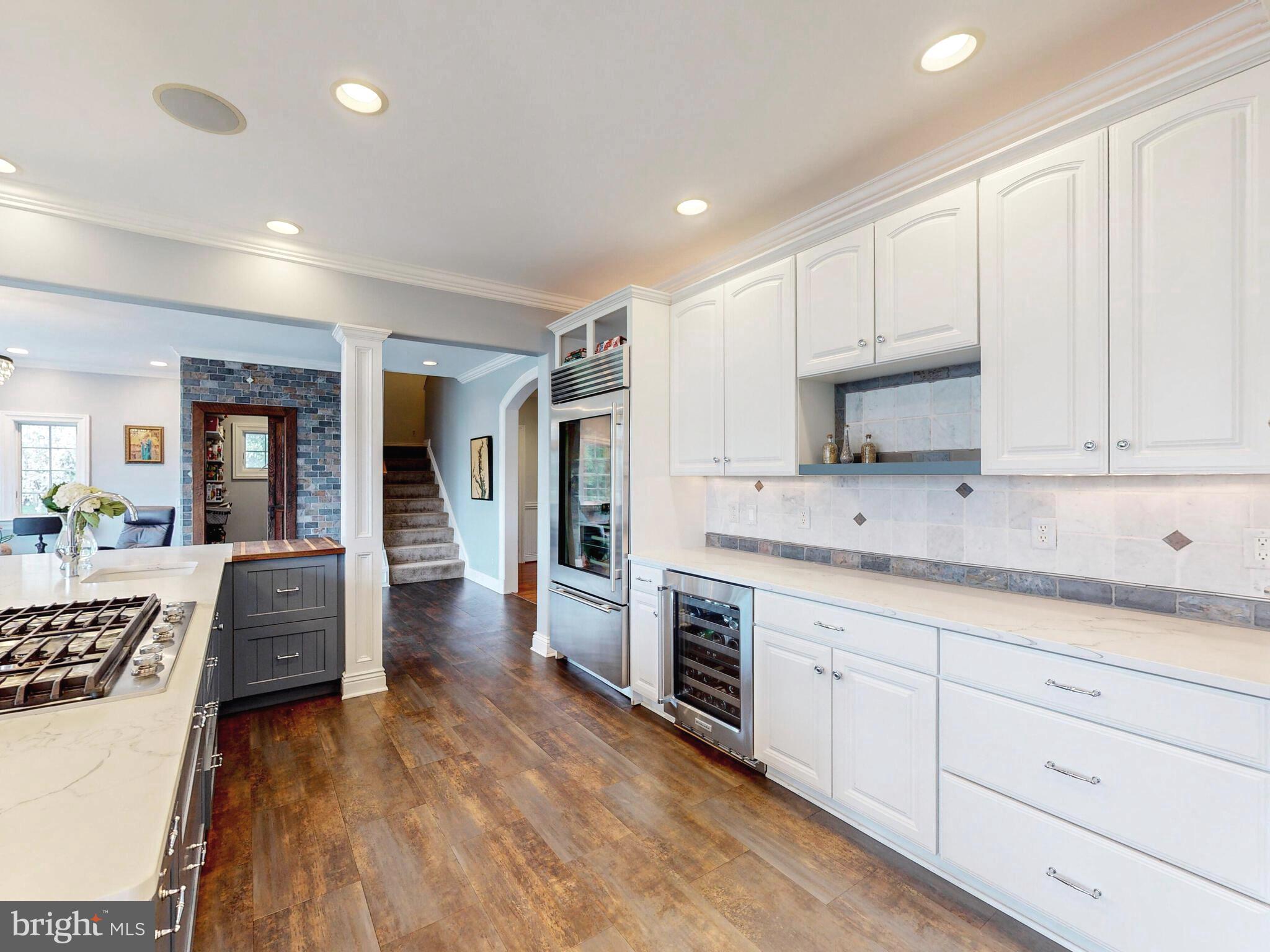 CLOVERLAND FARMS - Residential