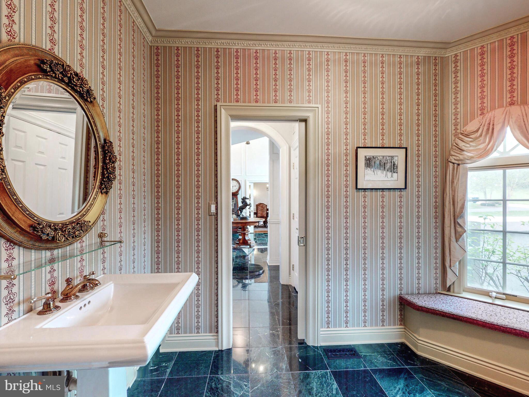 CLOVERLAND FARMS - Residential