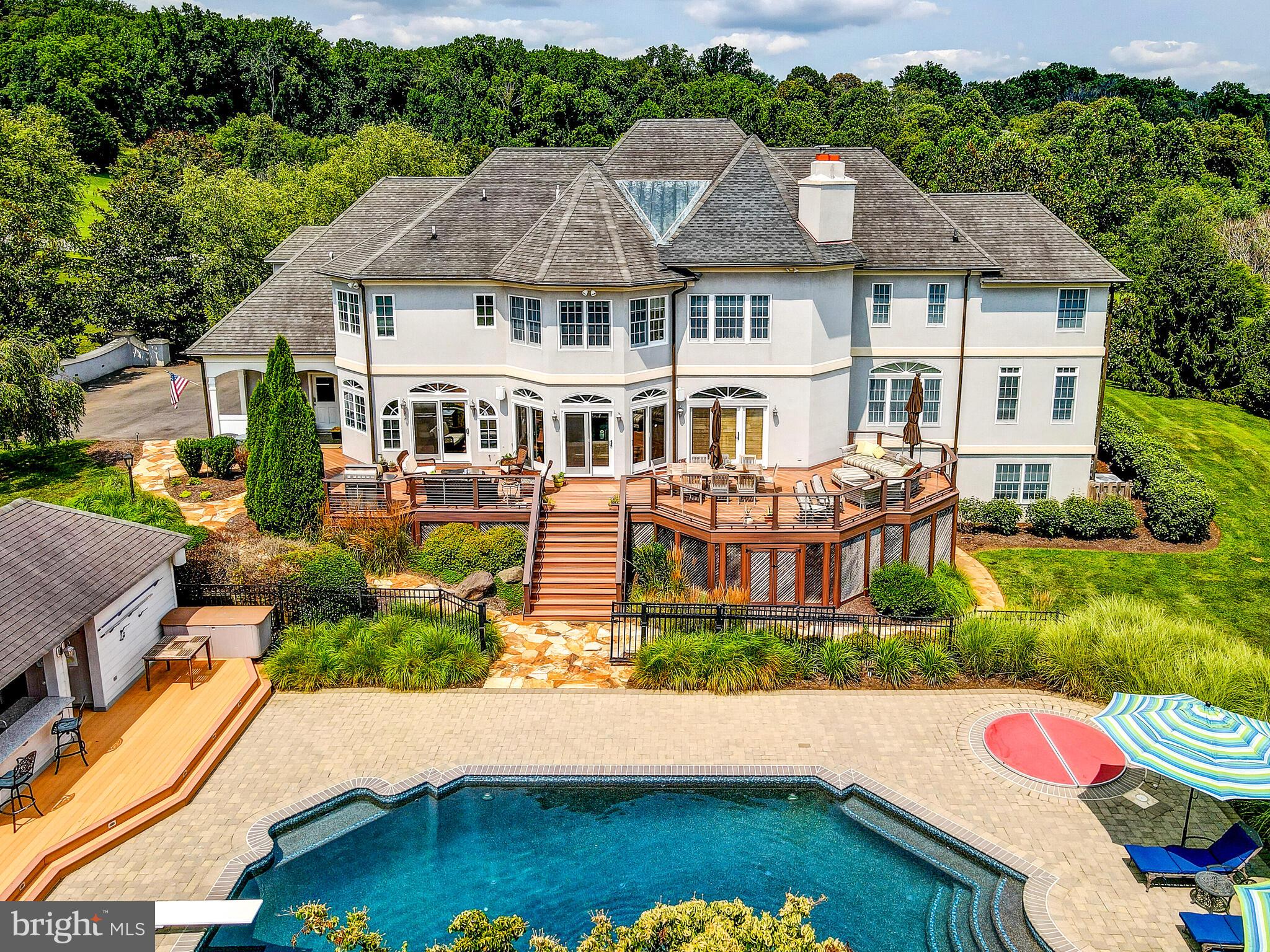 CLOVERLAND FARMS - Residential