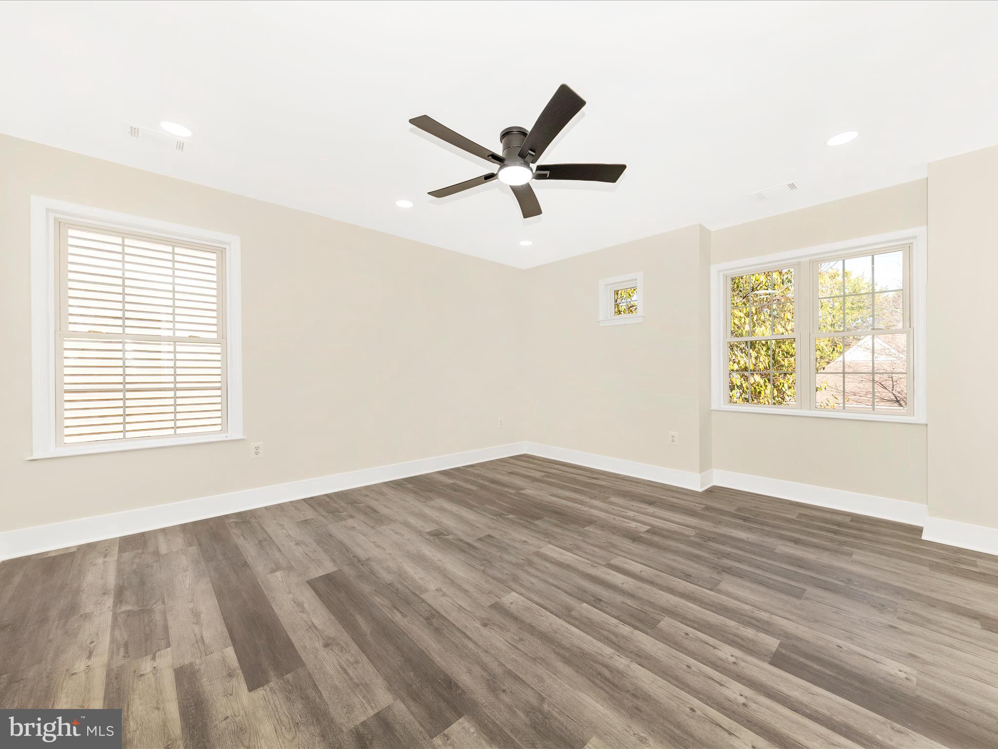 WORMANS MILL - Residential