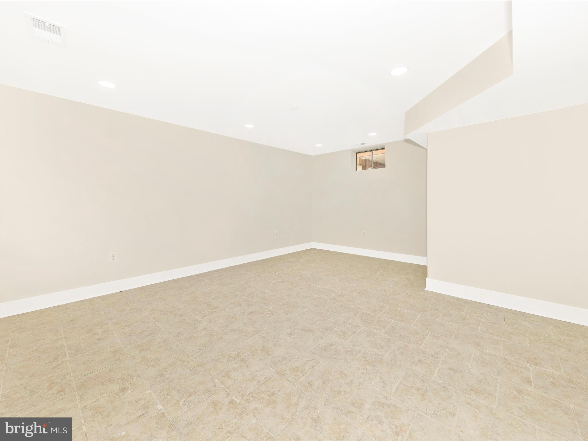 WORMANS MILL - Residential