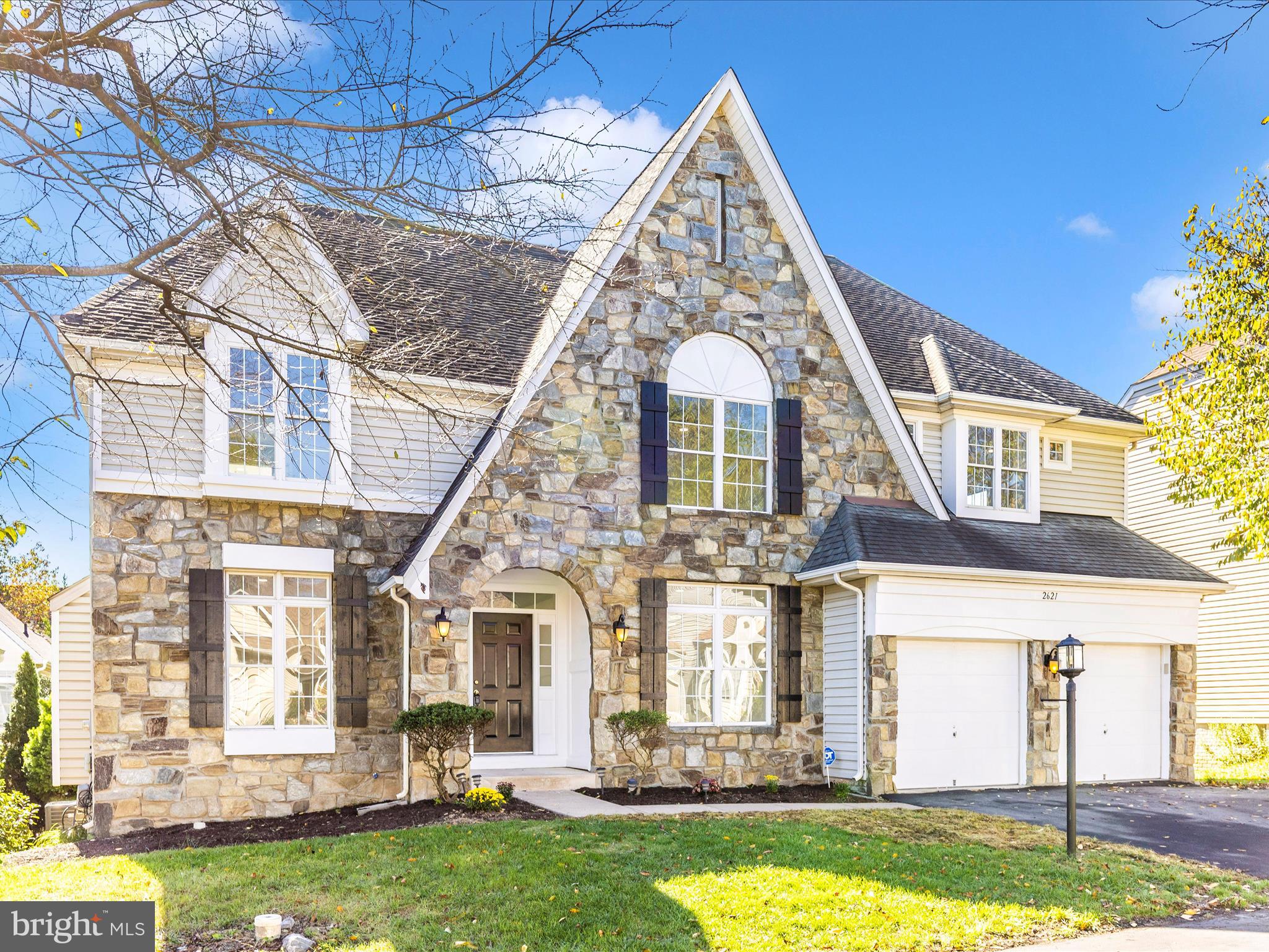 2621 BEAR DEN ROAD