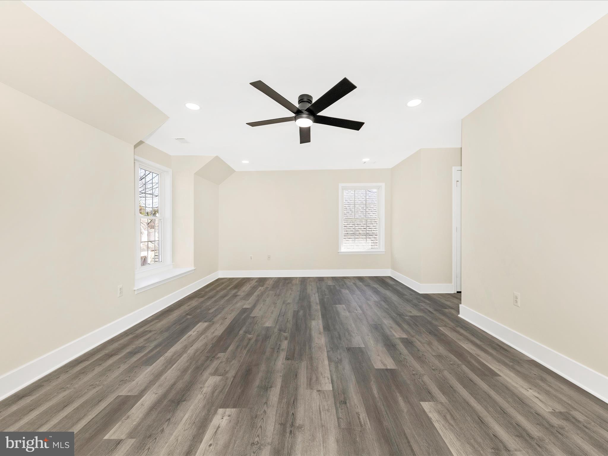 WORMANS MILL - Residential