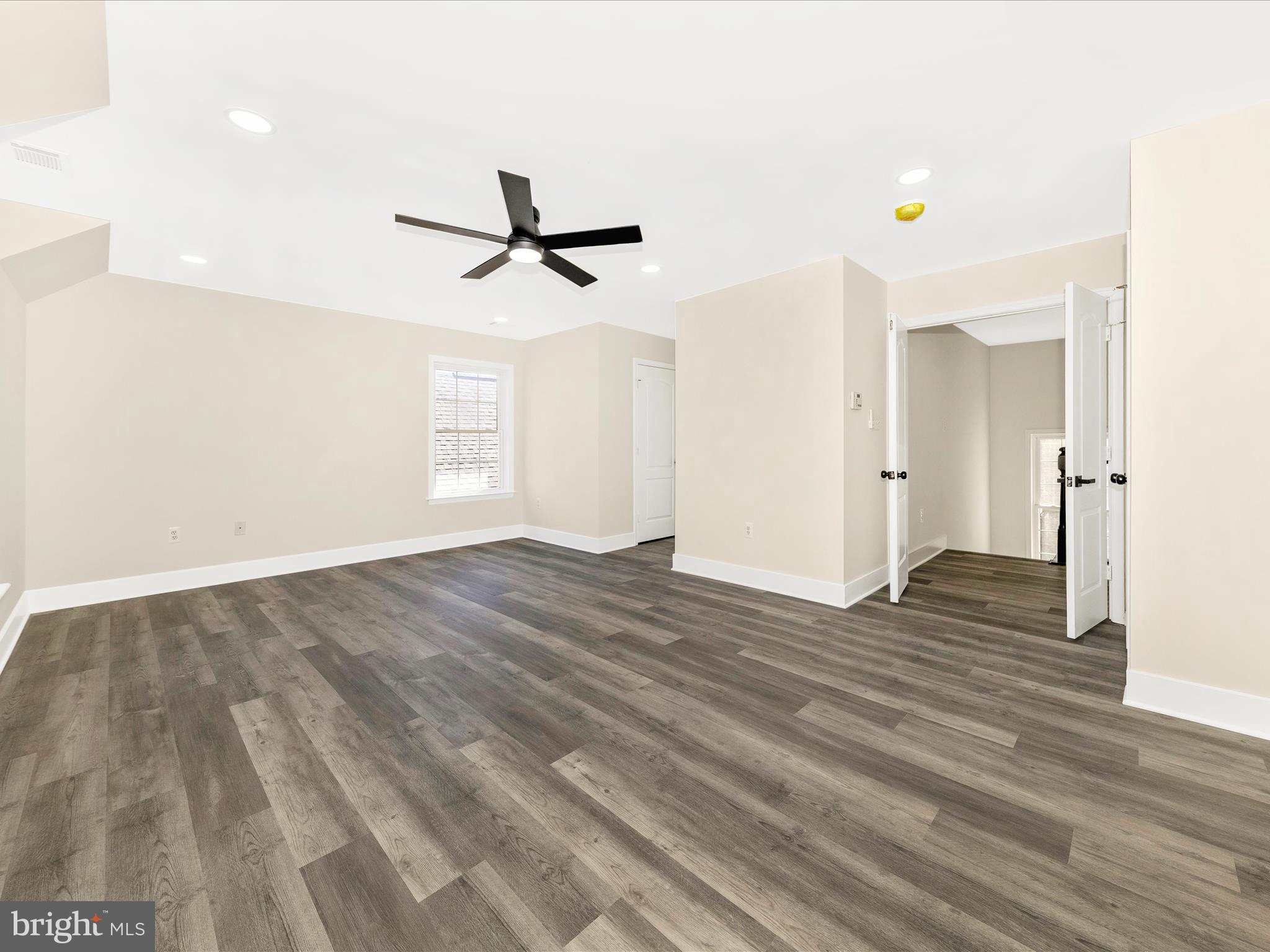 WORMANS MILL - Residential