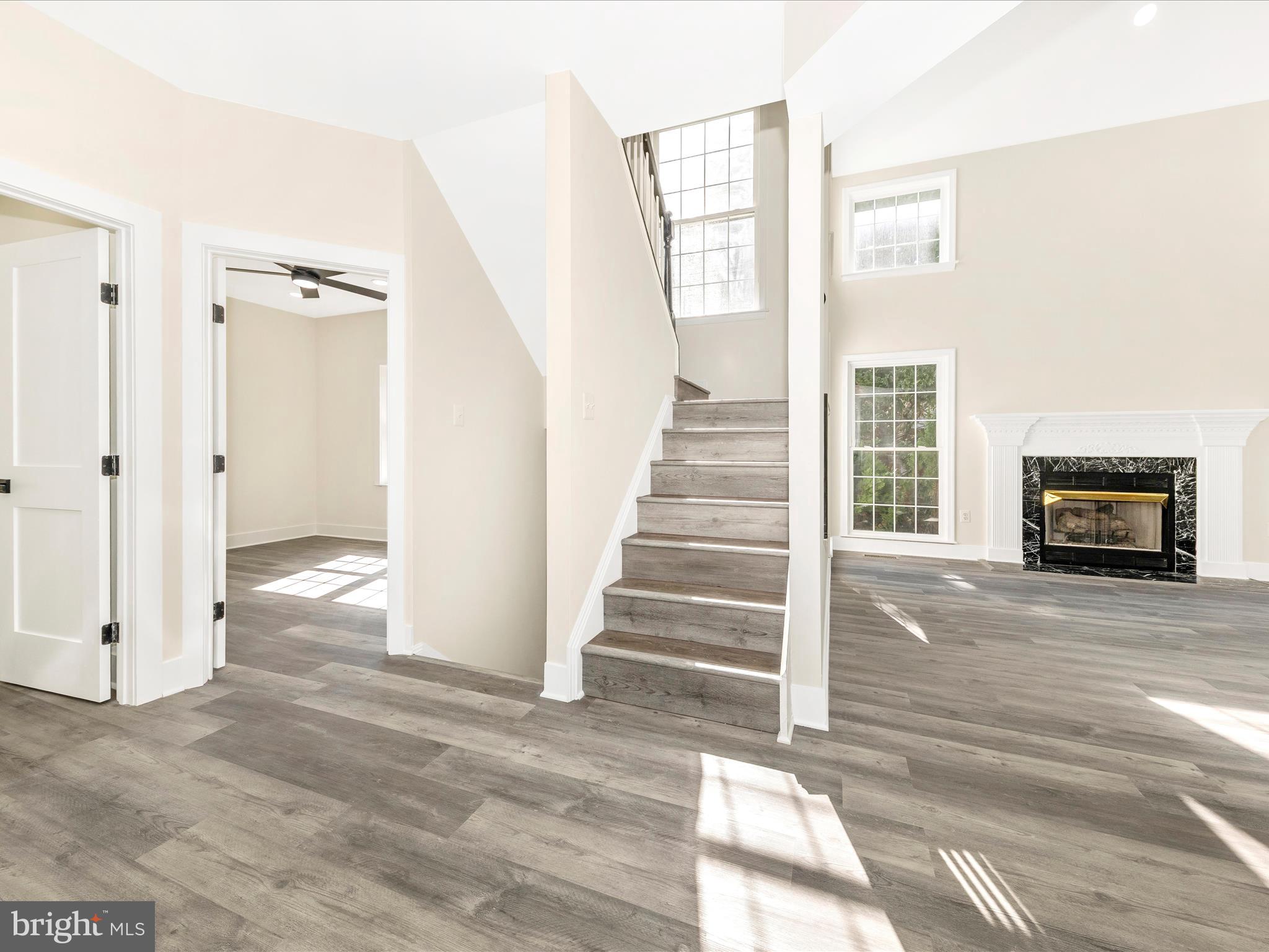 WORMANS MILL - Residential