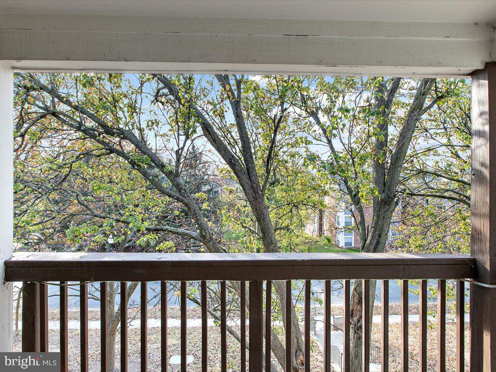 CROMWELL FOUNTAIN - Residential