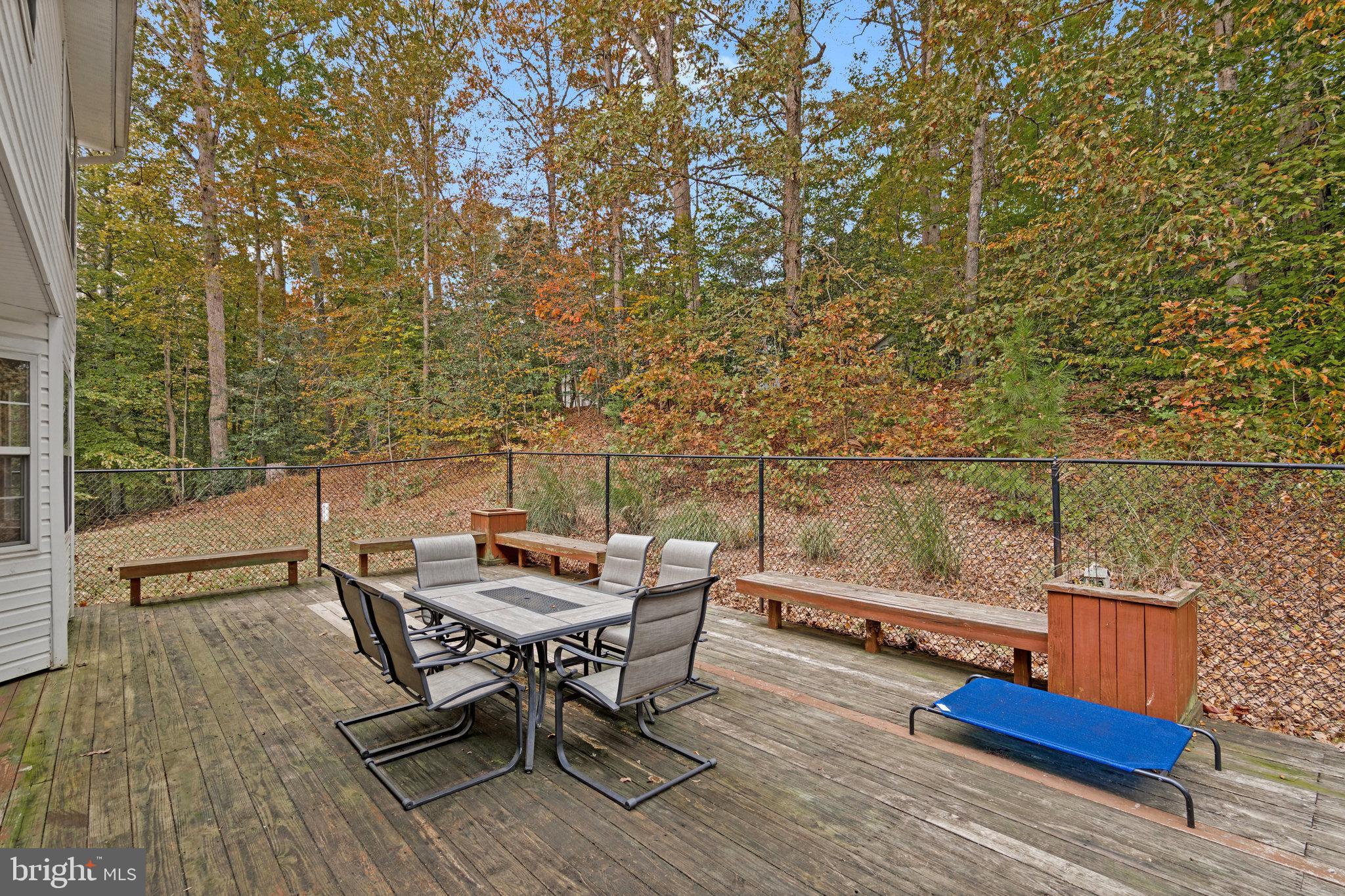 BOUNDARY CREEK - Residential