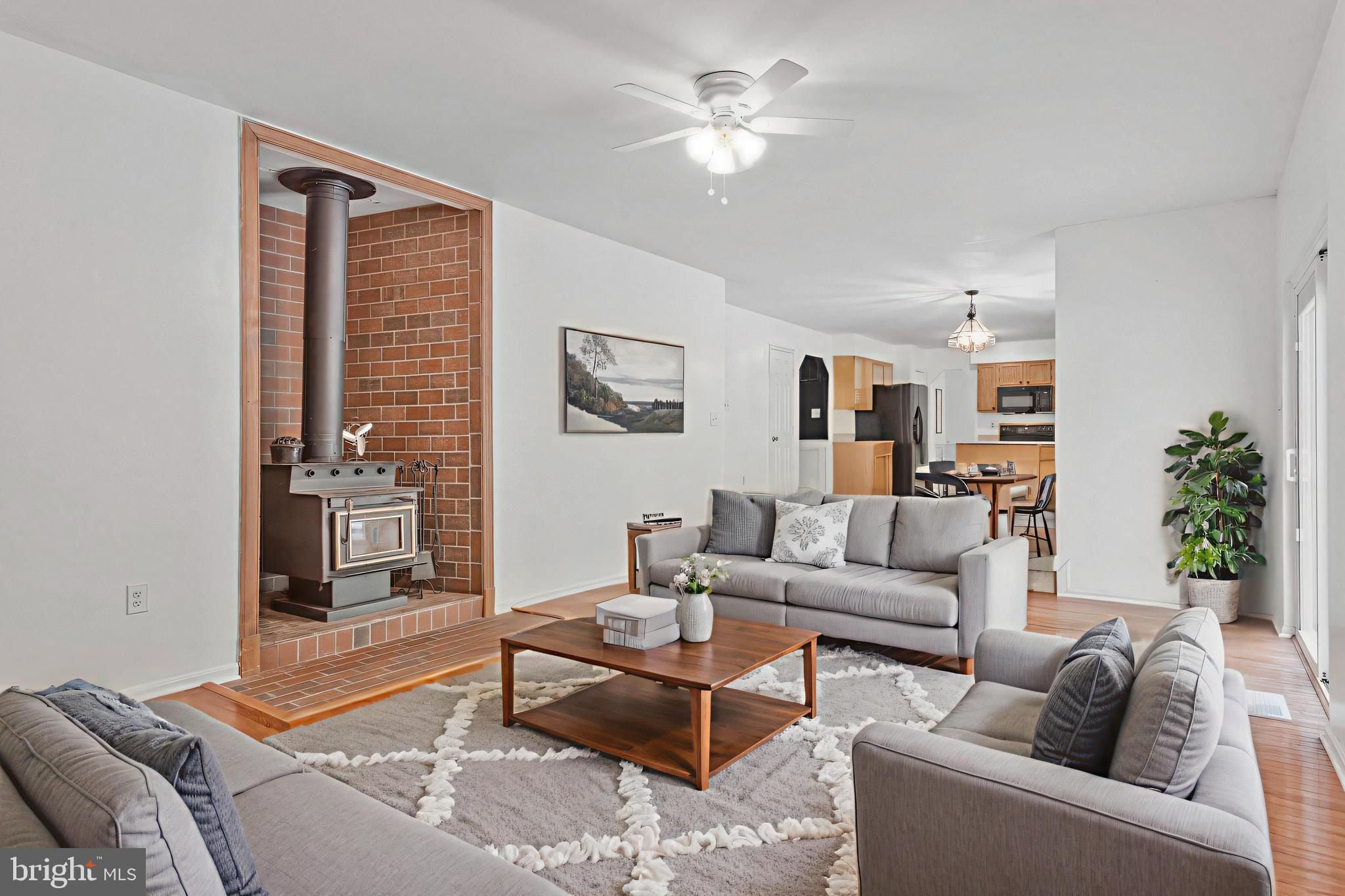 BOUNDARY CREEK - Residential