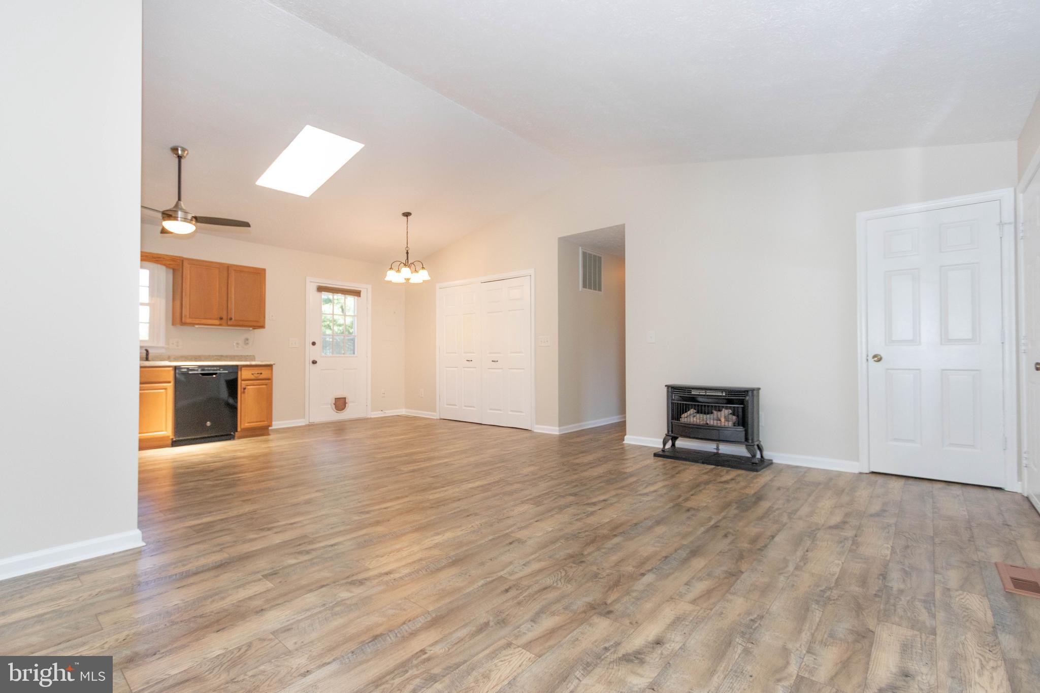 BELLE PARC - Residential Lease