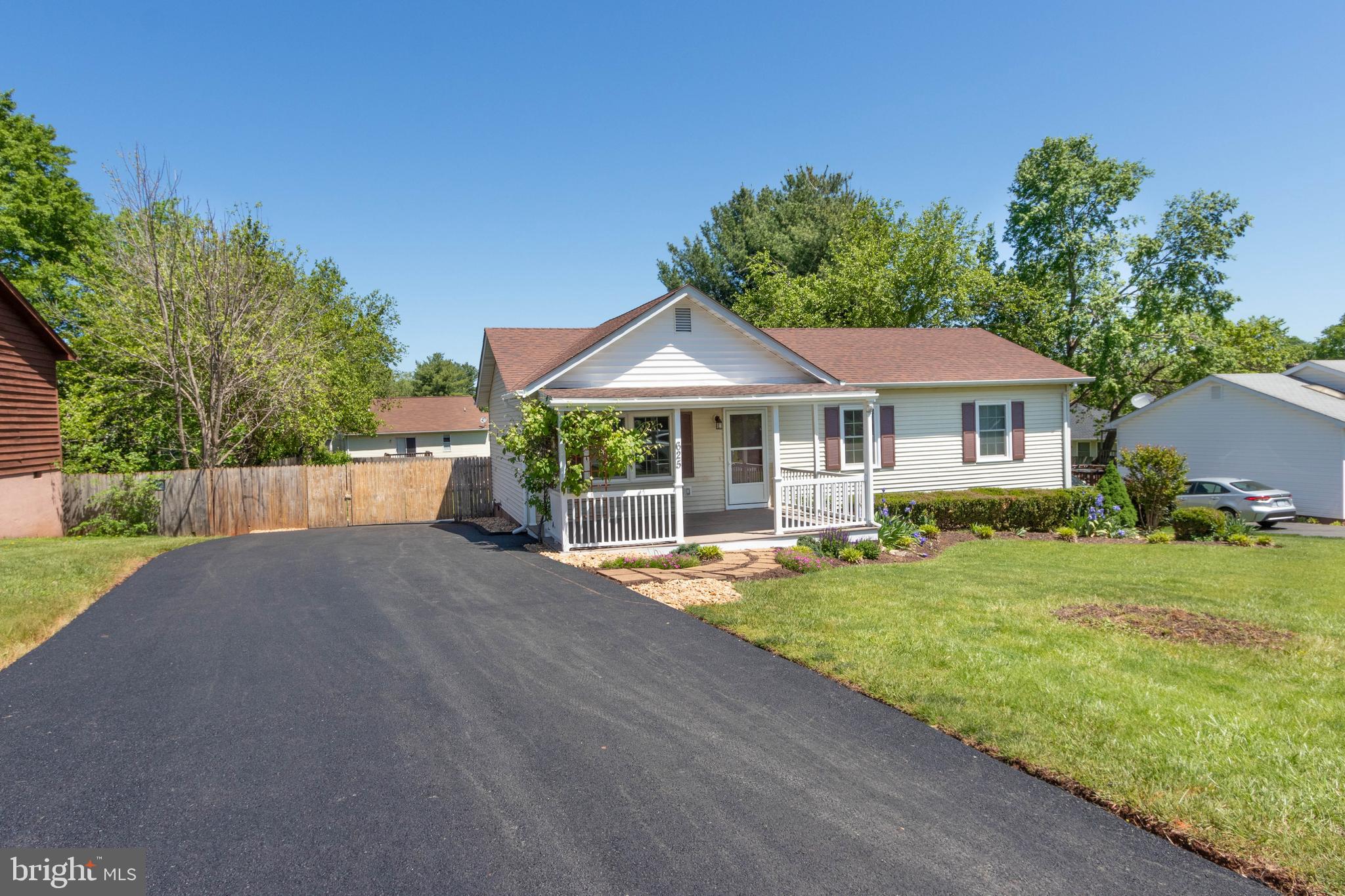 BELLE PARC - Residential Lease