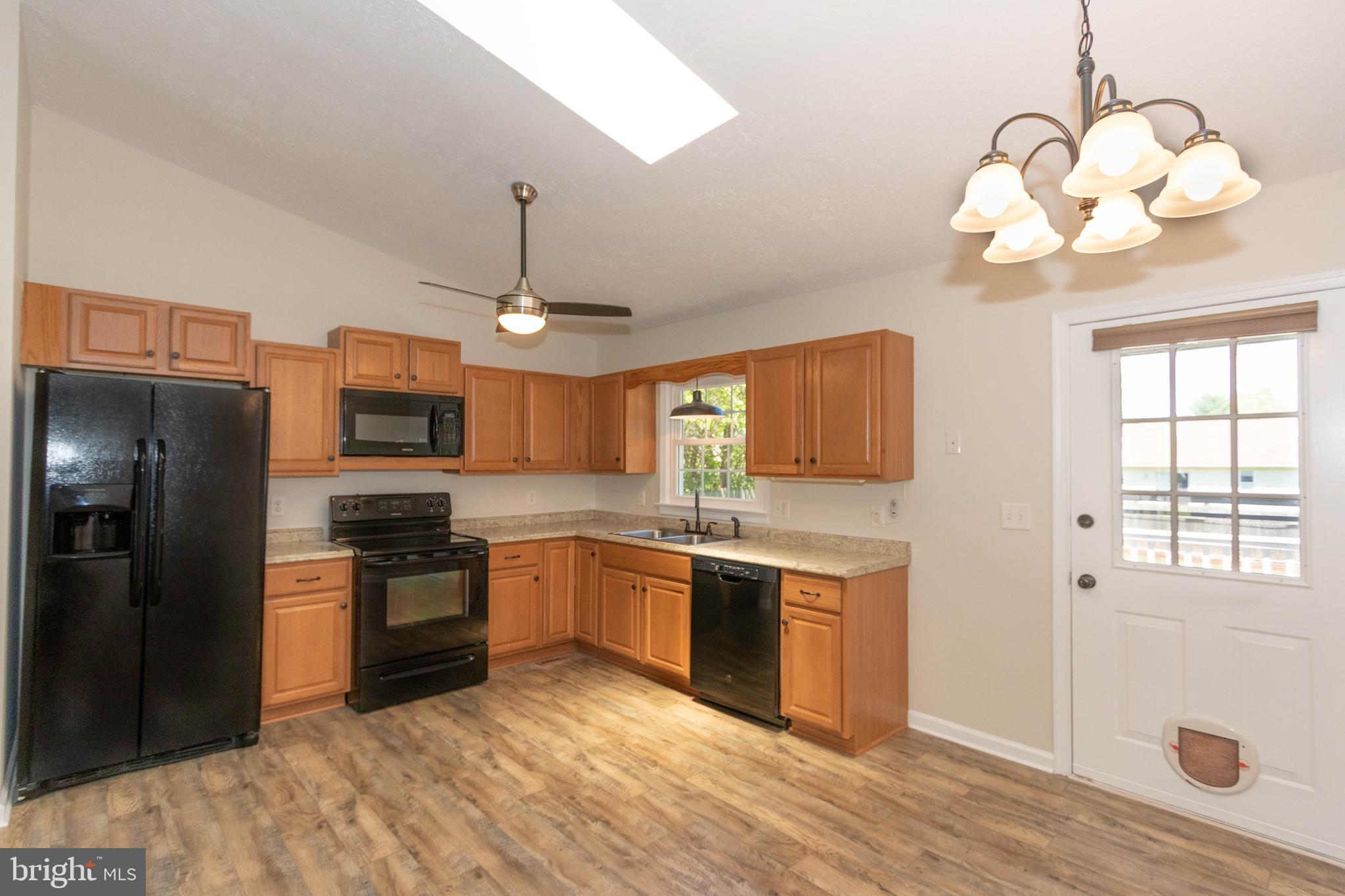 BELLE PARC - Residential Lease