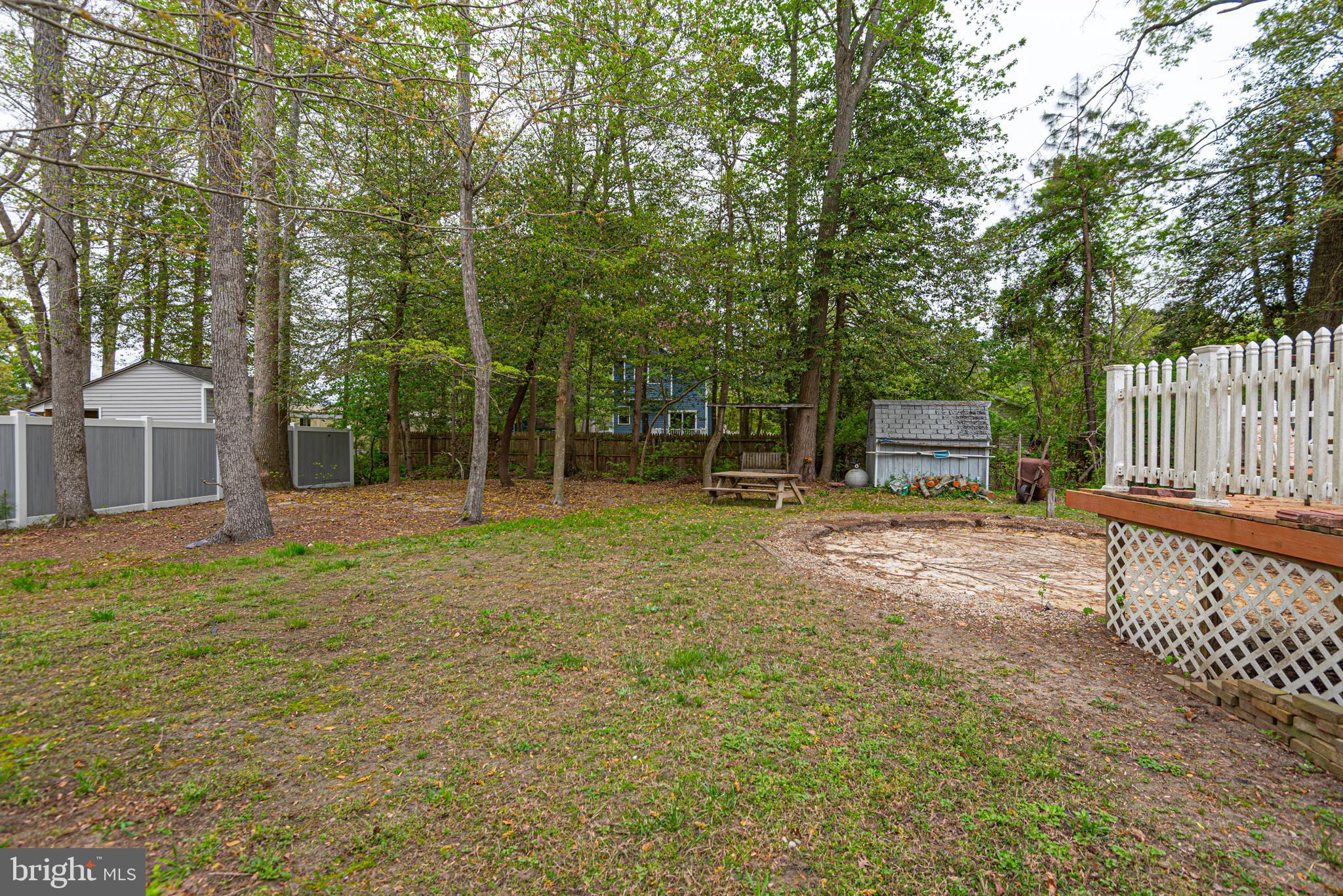 DEER RUN ACRES - Residential
