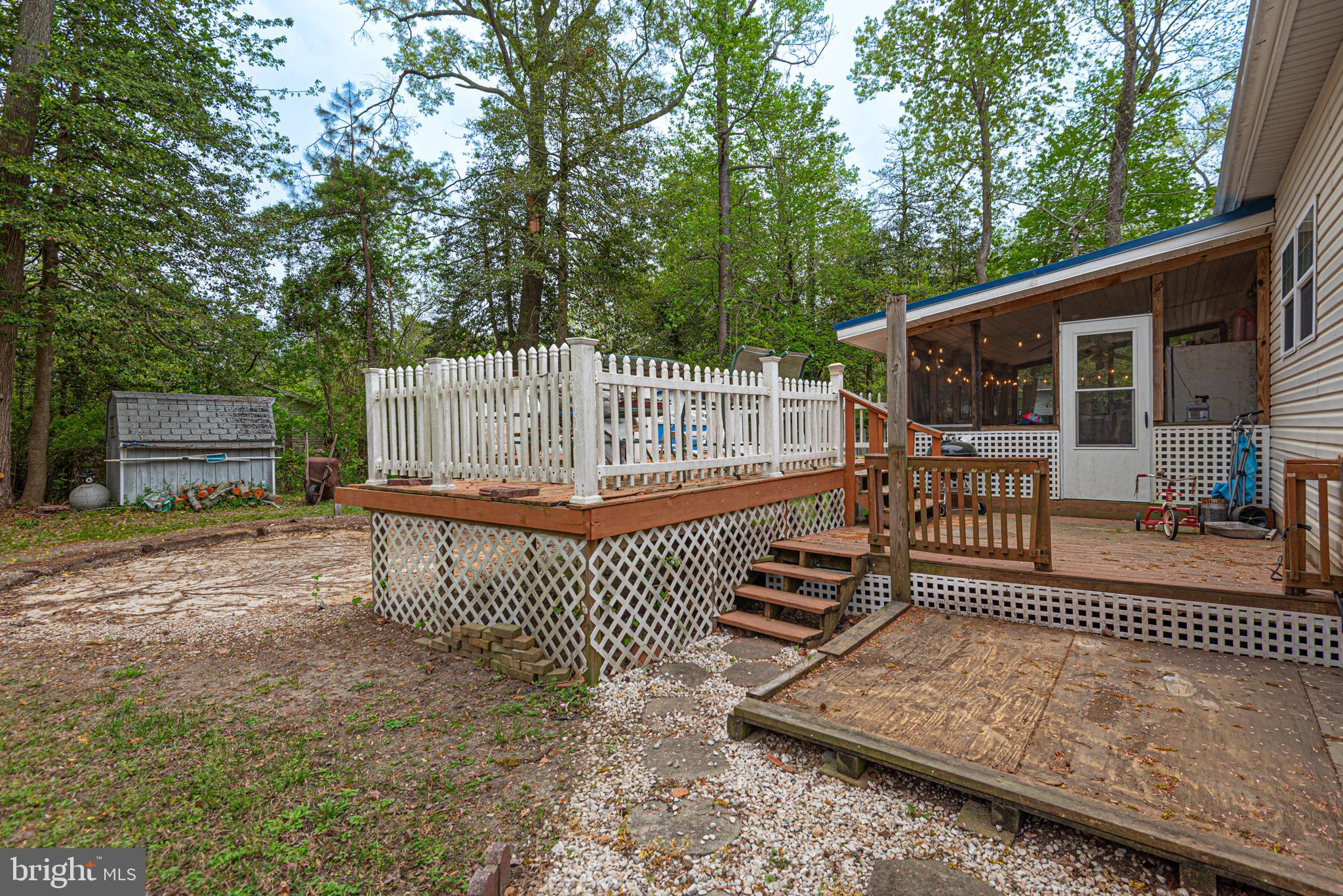 DEER RUN ACRES - Residential