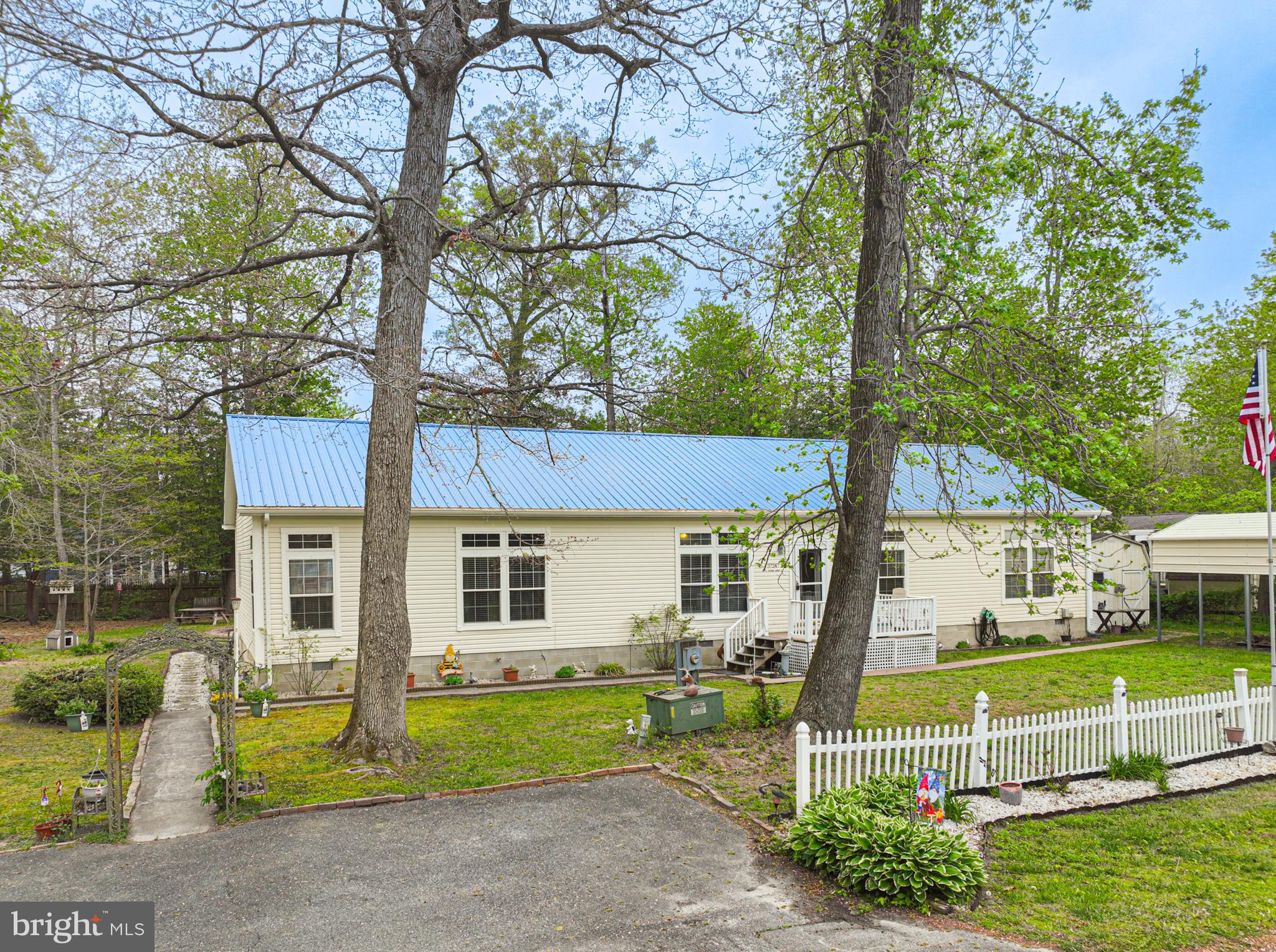 DEER RUN ACRES - Residential