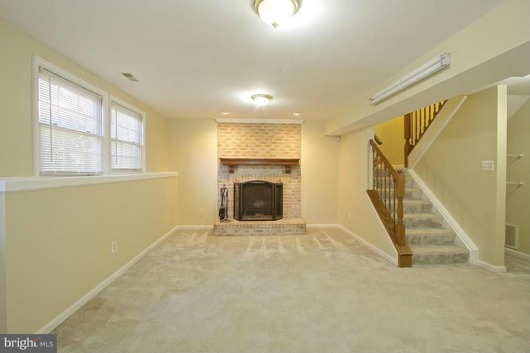 OLD BRIDGE ESTATES - Residential Lease