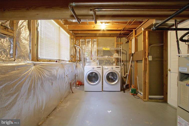 OLD BRIDGE ESTATES - Residential Lease