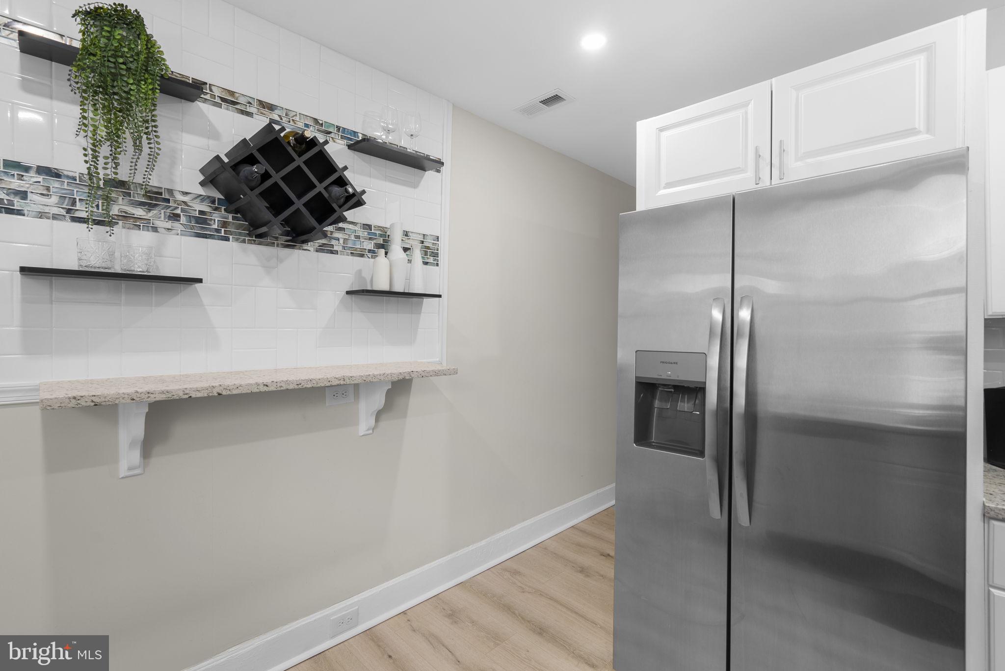 HAMPDEN HISTORIC DISTRICT - Residential