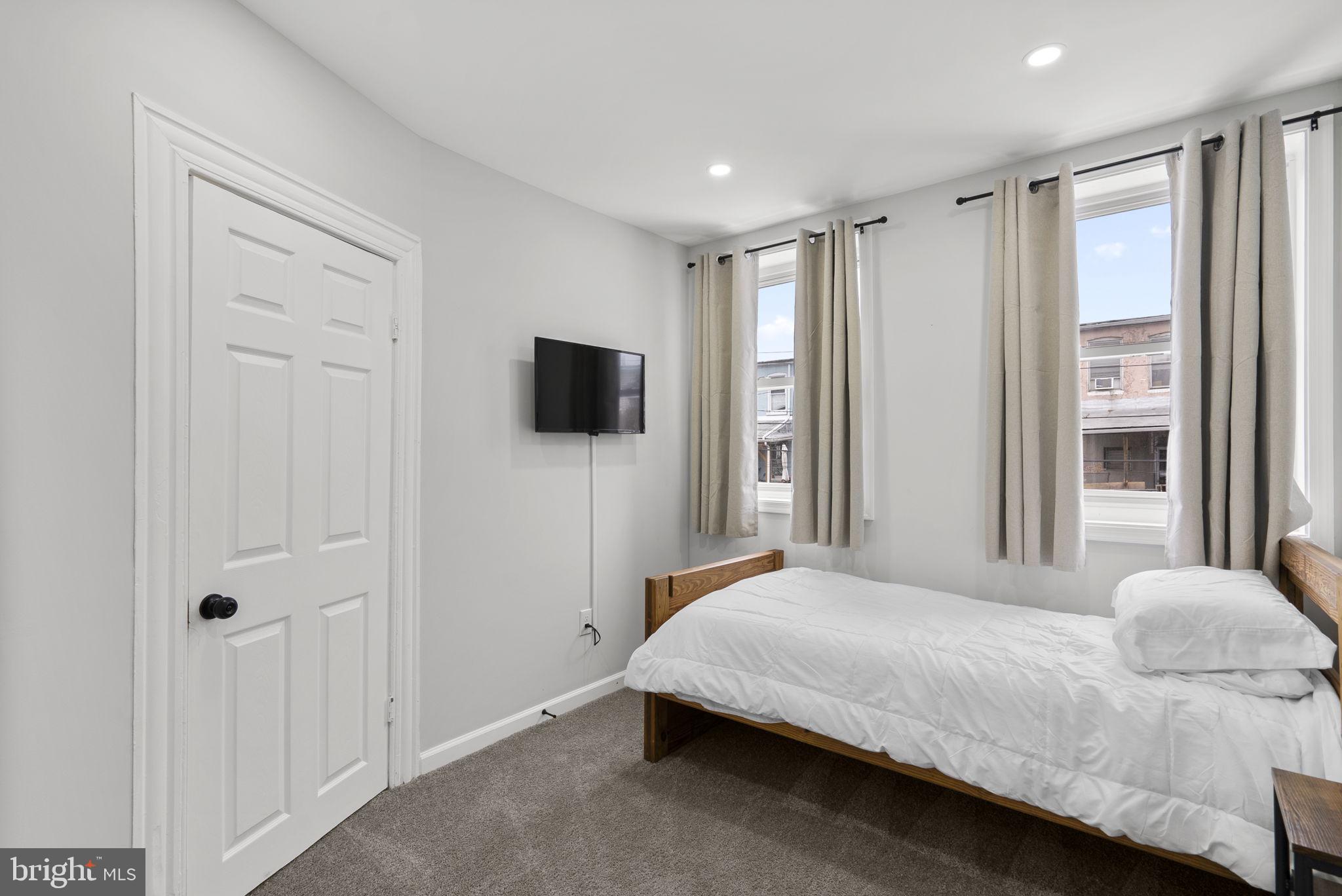 HAMPDEN HISTORIC DISTRICT - Residential