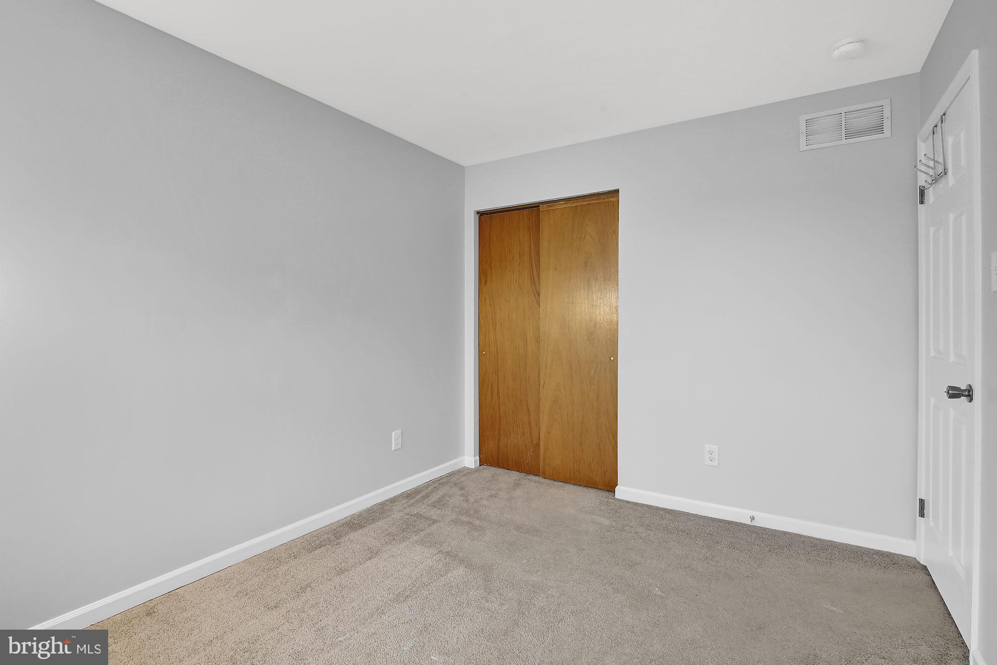 GRAY MOUNT - Residential