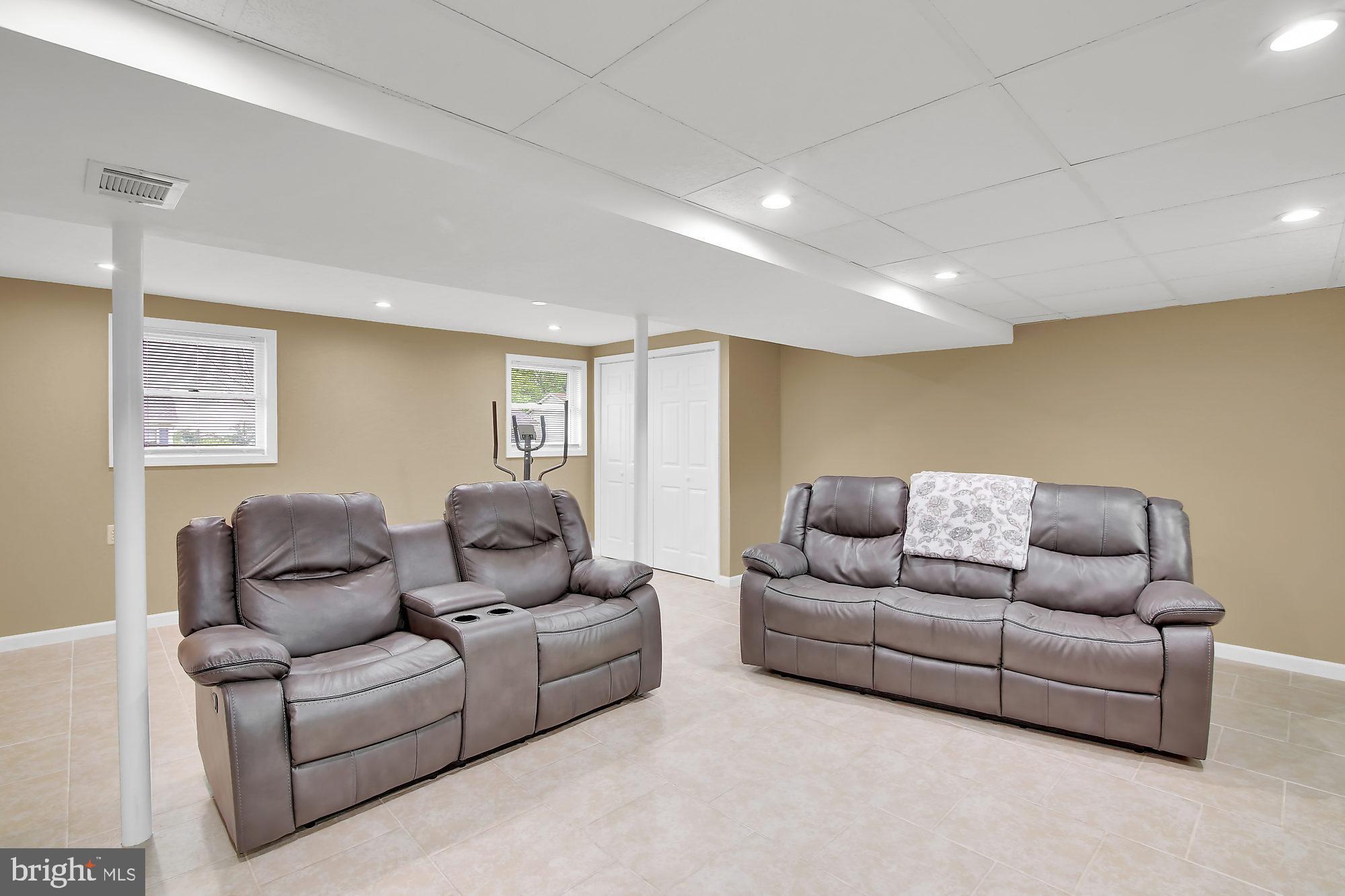 GRAY MOUNT - Residential