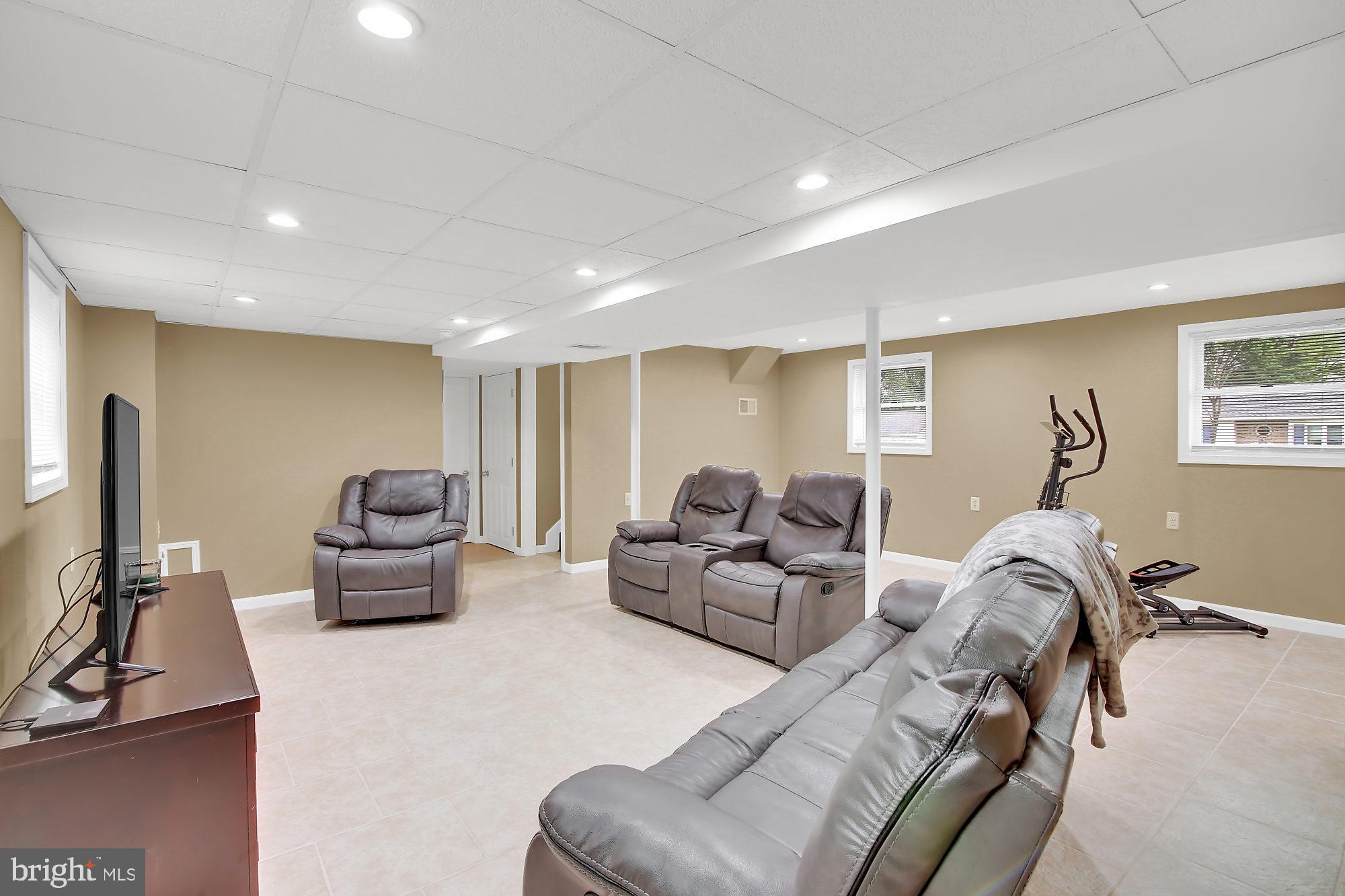 GRAY MOUNT - Residential