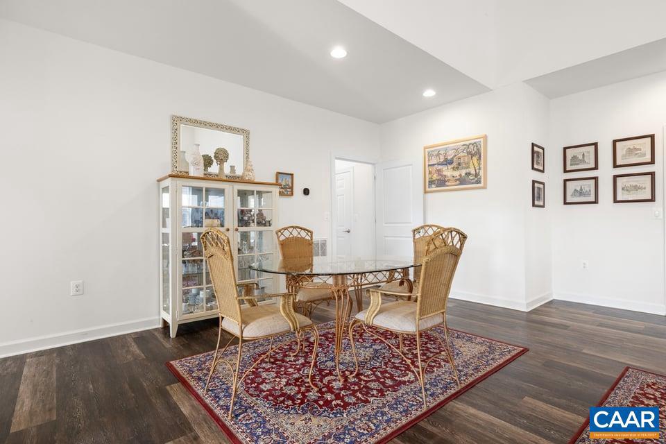 THE VILLAGES AT NAHOR - Residential