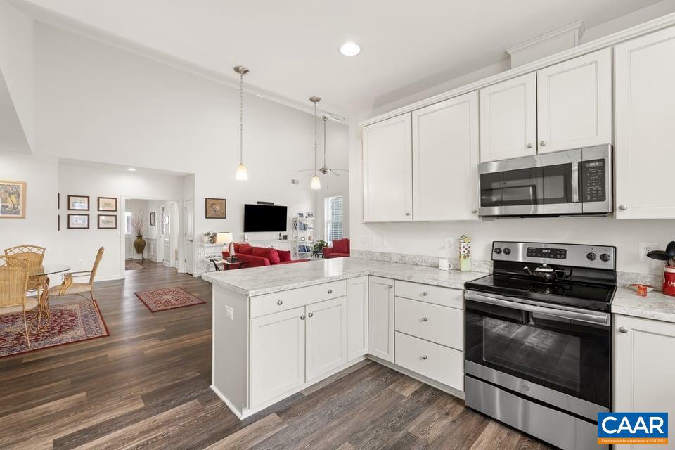 THE VILLAGES AT NAHOR - Residential