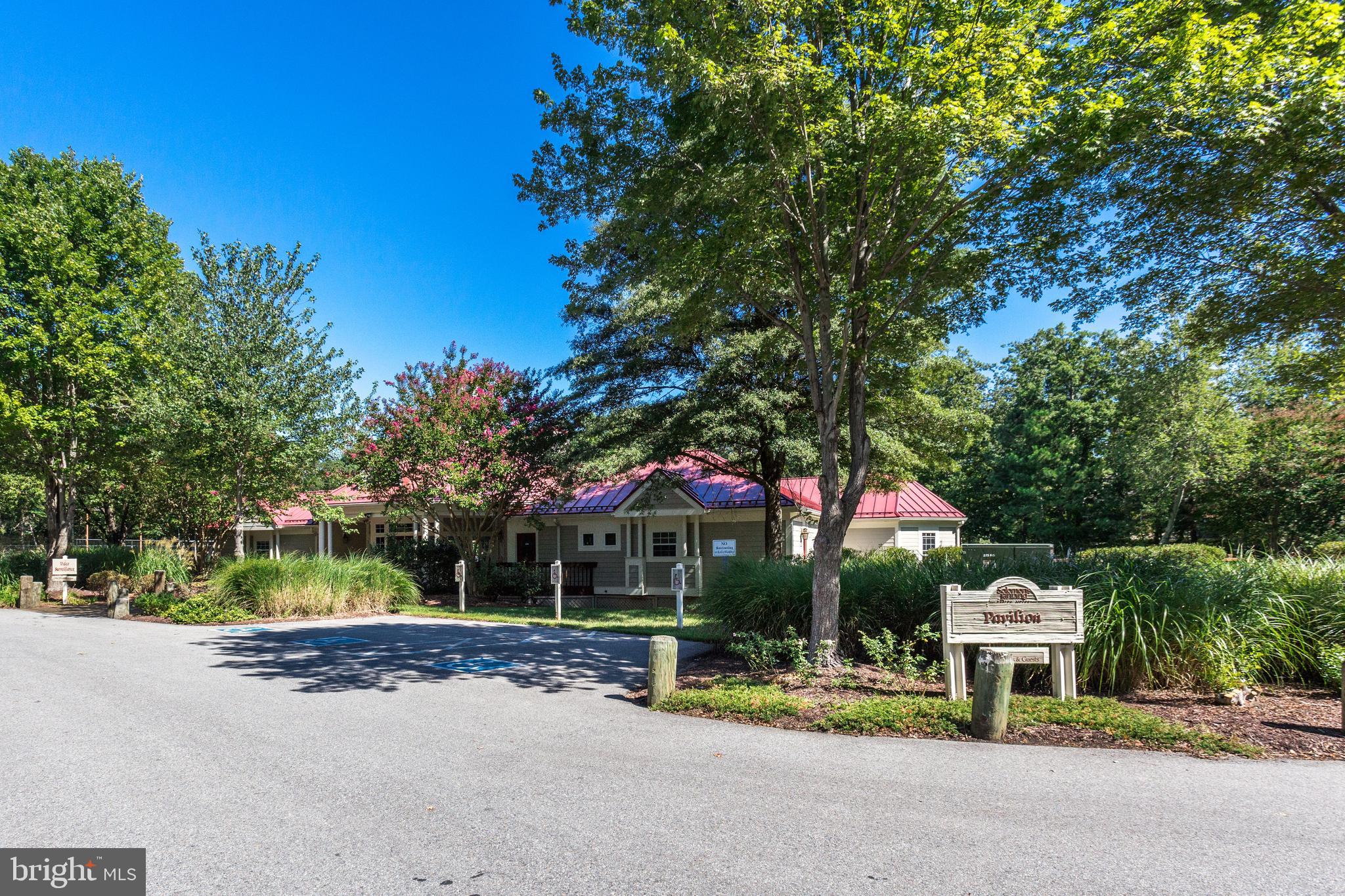902 SPINNAKER WAY 902