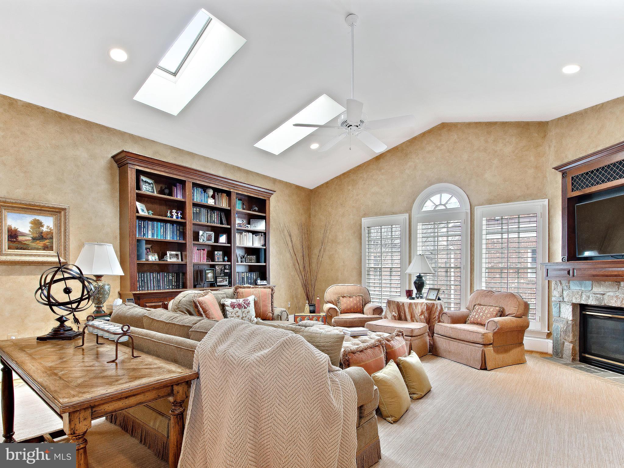 EVANS FARM - Residential