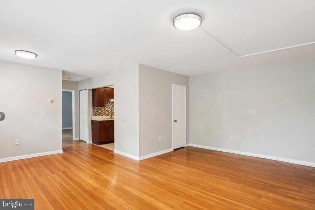 Photo of 1100 Tyson Avenue #A-10, ABINGTON, PA 19001 (MLS # PAMC2155122)