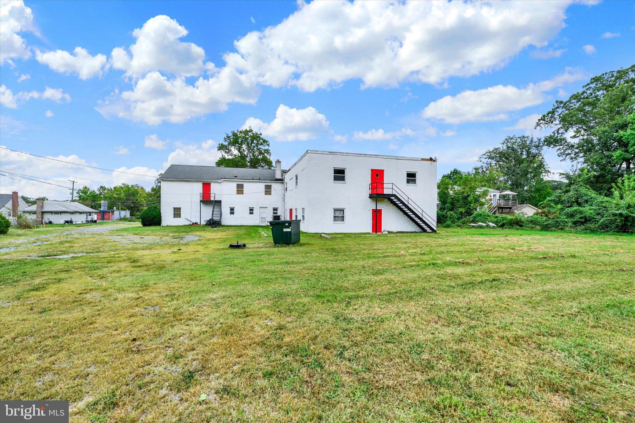 7601 NORTH POINT ROAD