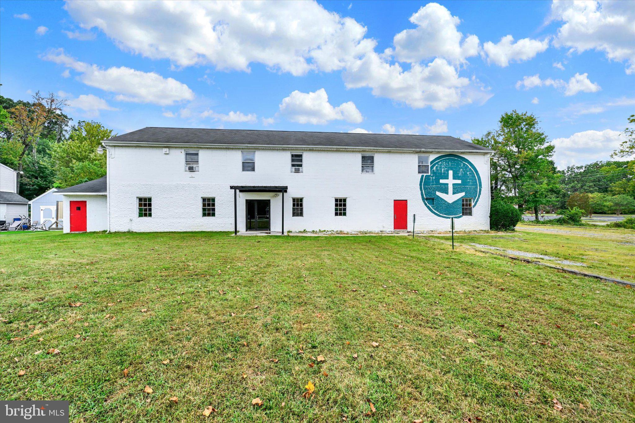 7601 NORTH POINT ROAD