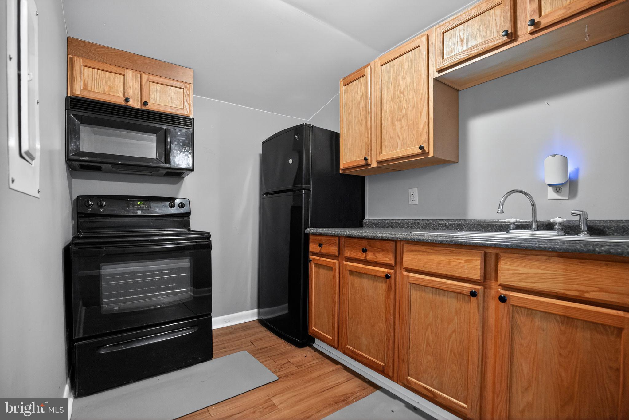 OAKVILLE - Residential