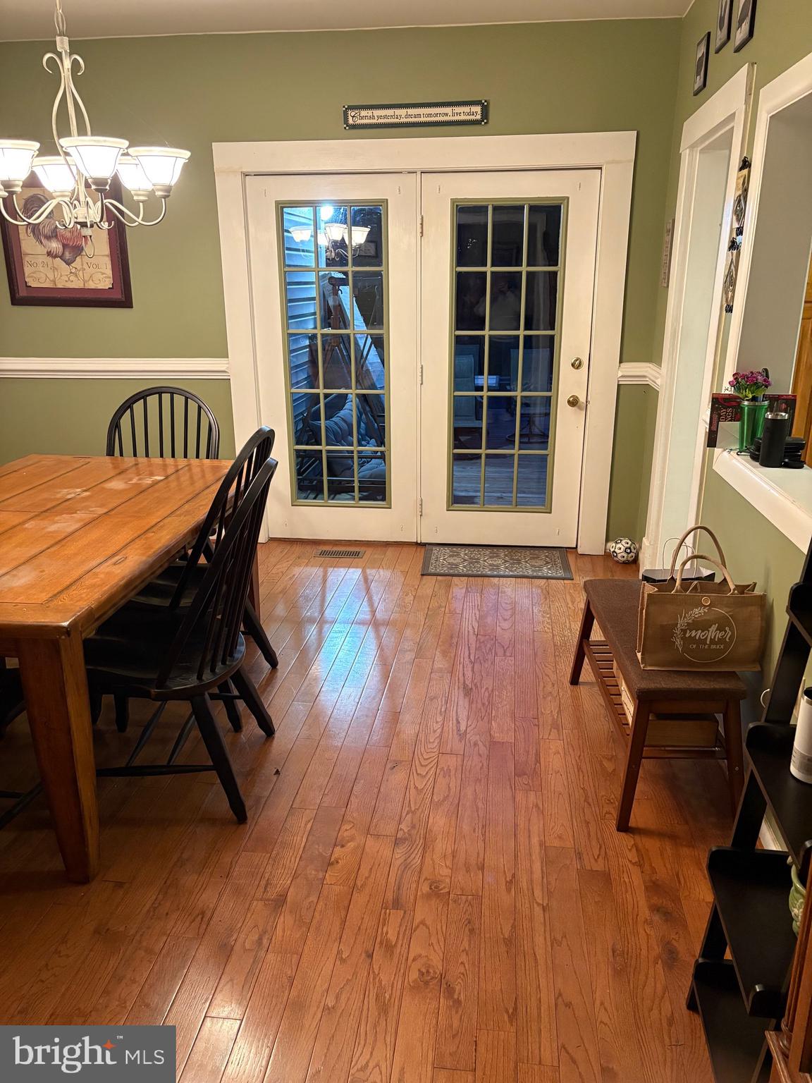 OAKVILLE - Residential