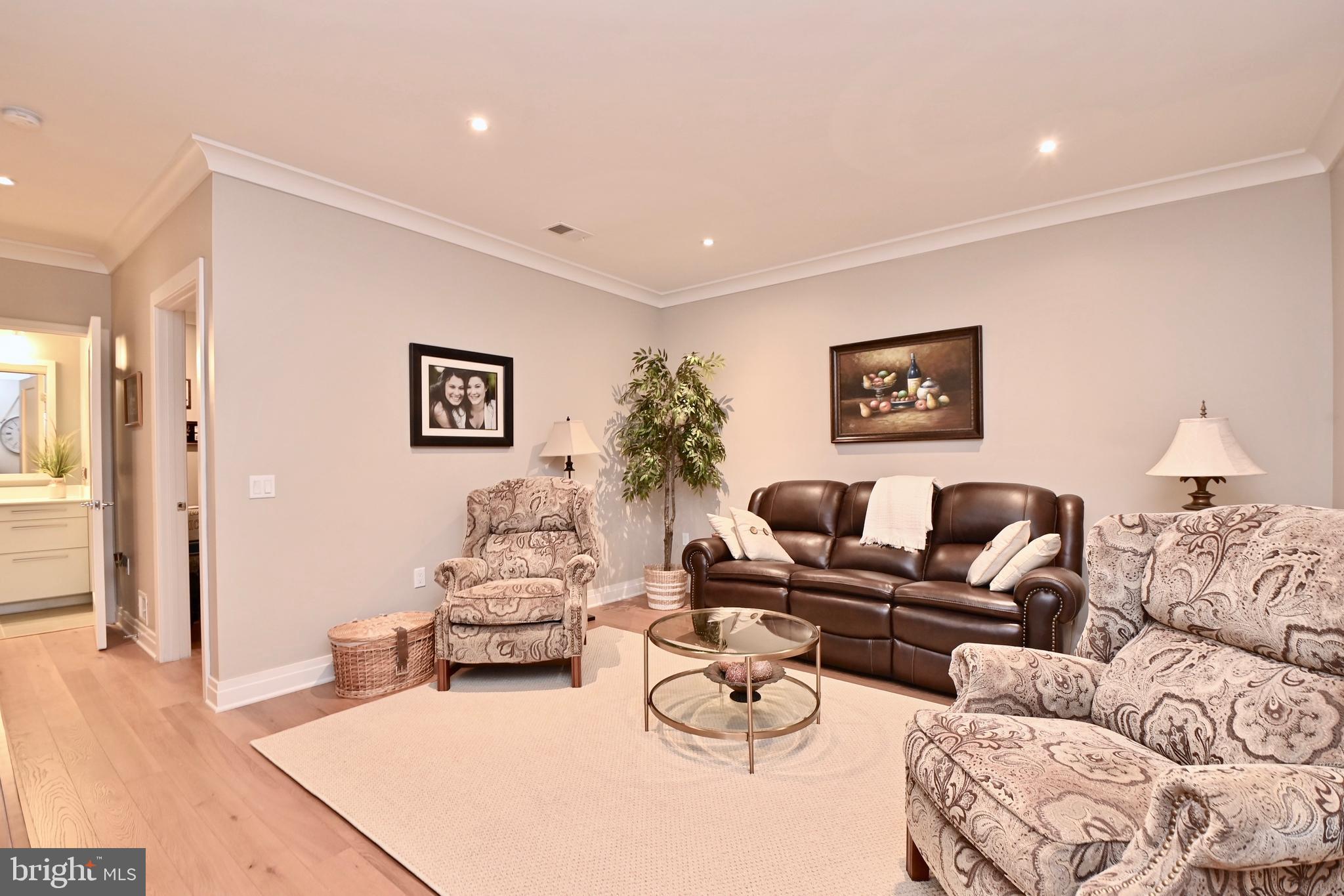 BRIGHTLEAF AND COOPER - Residential