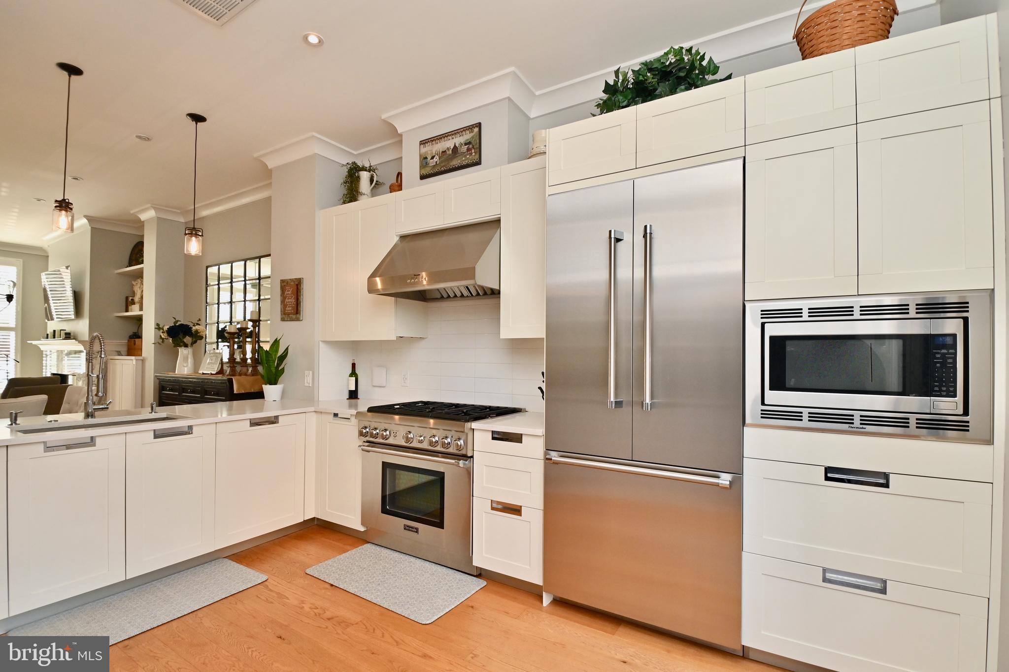 BRIGHTLEAF AND COOPER - Residential