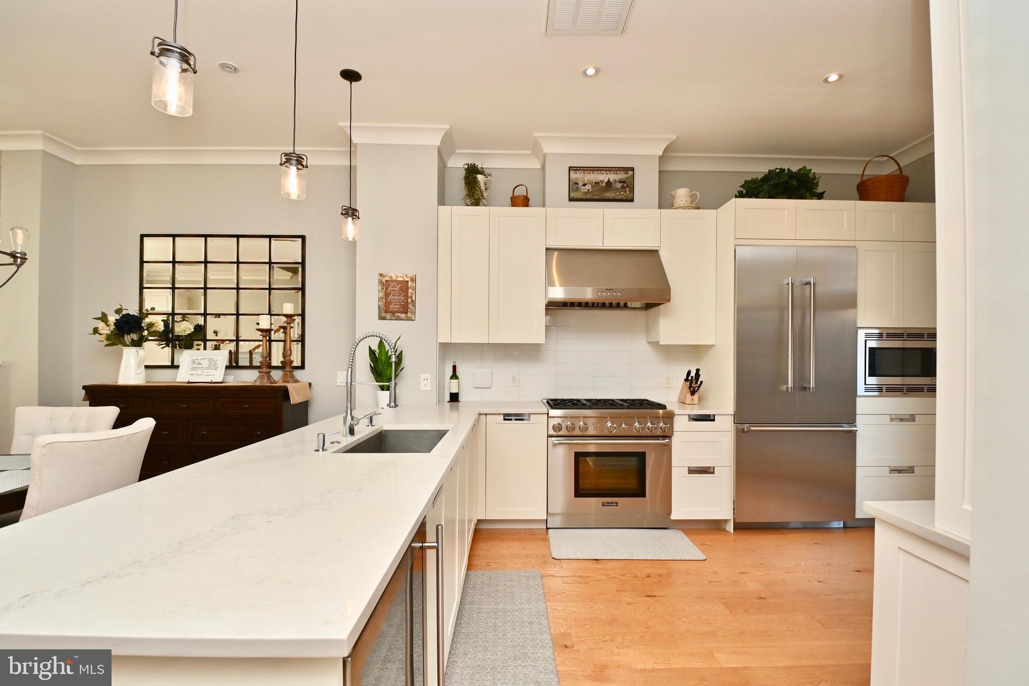 BRIGHTLEAF AND COOPER - Residential