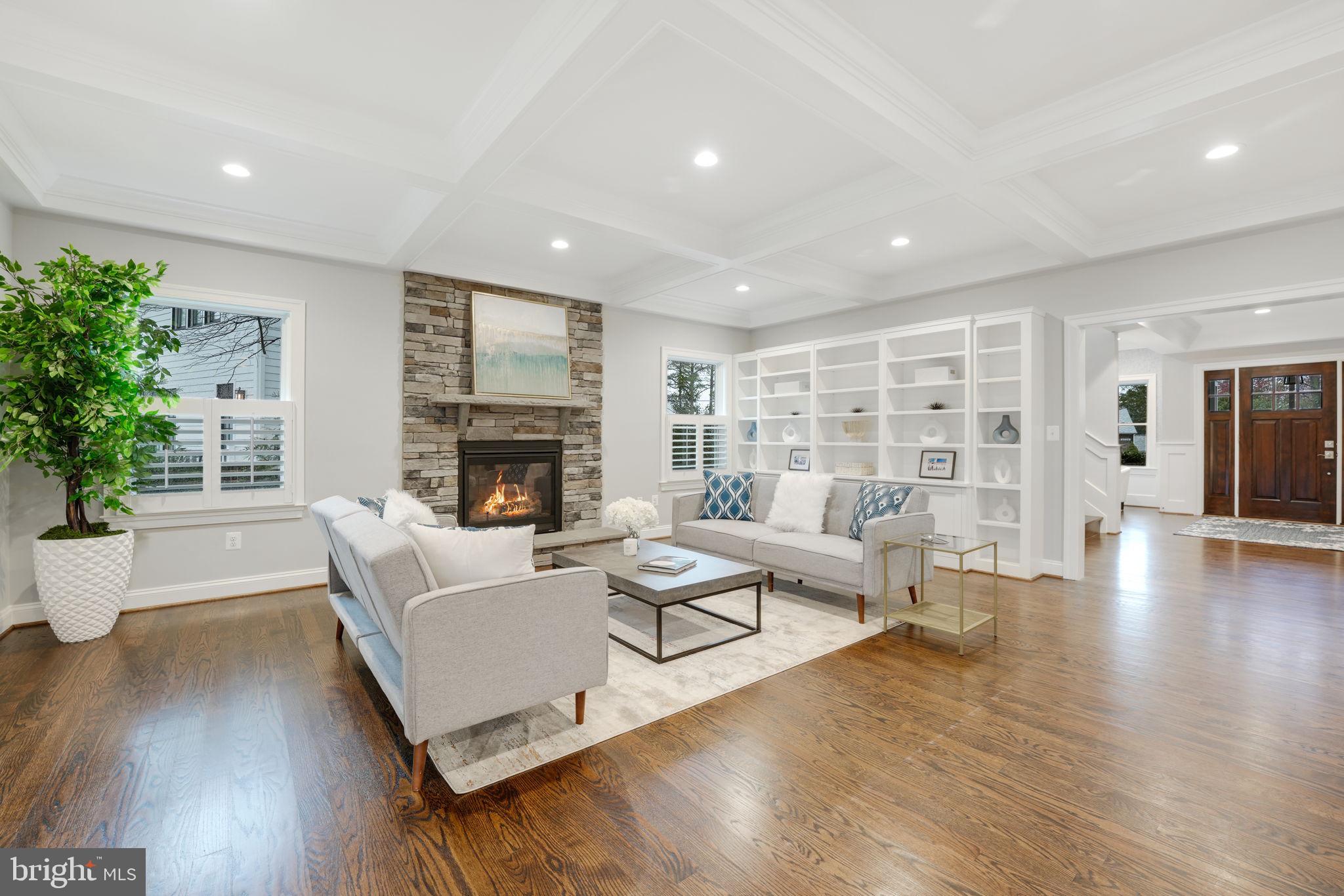 BERKSHIRE OAKWOOD - Residential