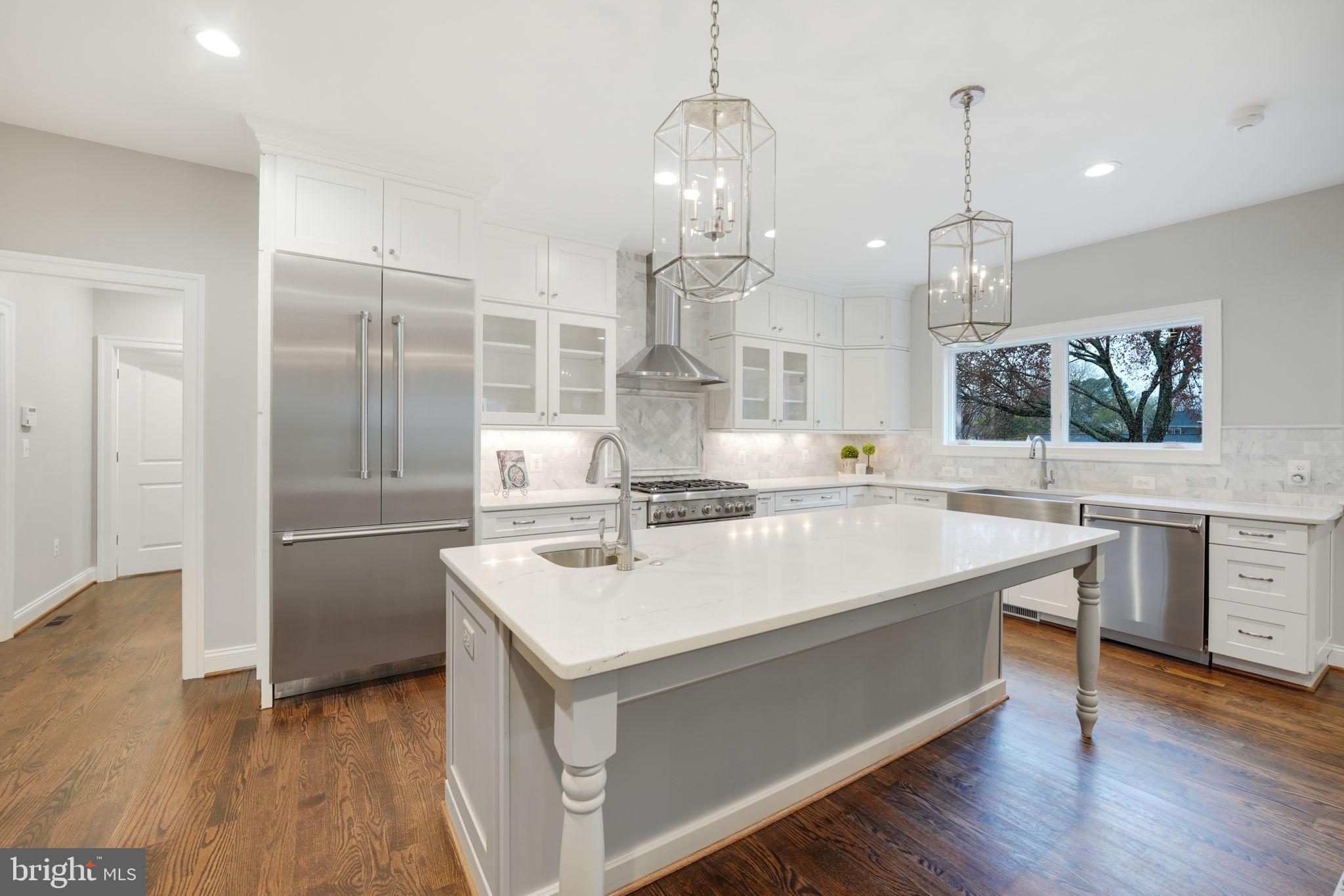 BERKSHIRE OAKWOOD - Residential