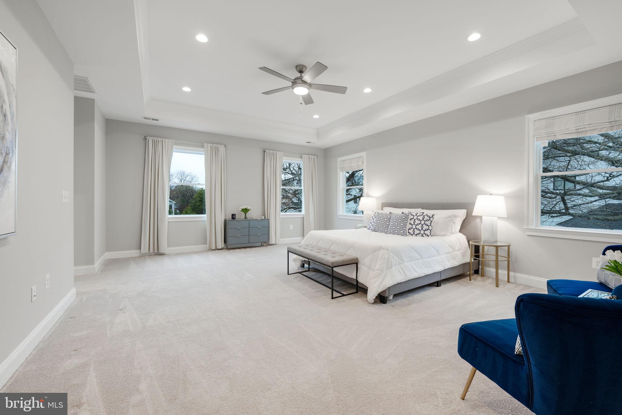 BERKSHIRE OAKWOOD - Residential