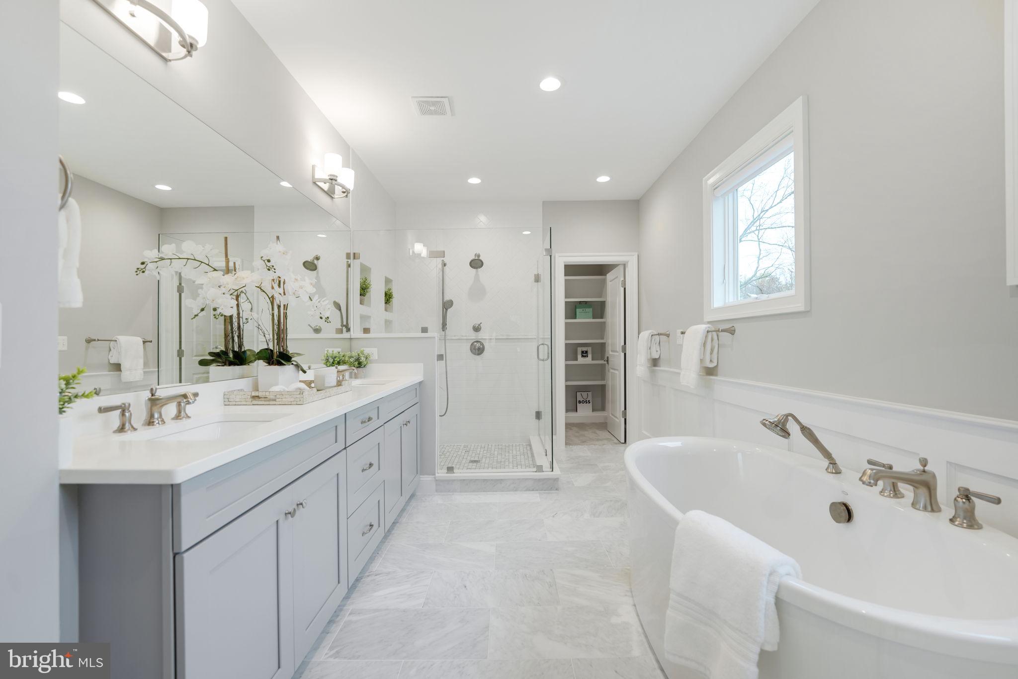 BERKSHIRE OAKWOOD - Residential