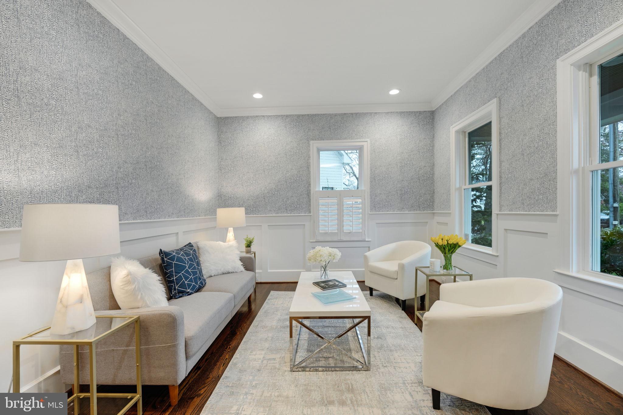 BERKSHIRE OAKWOOD - Residential