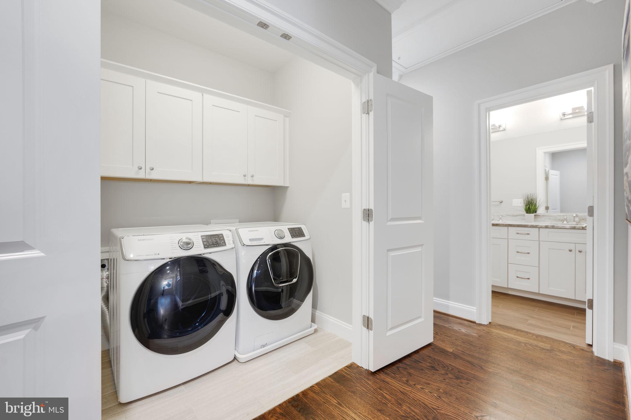 BERKSHIRE OAKWOOD - Residential